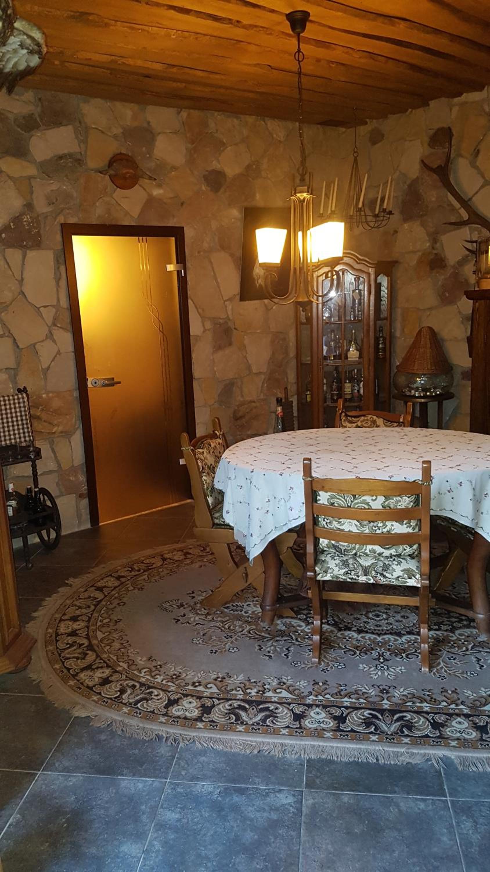 Two-Bedroom House - Photo 5