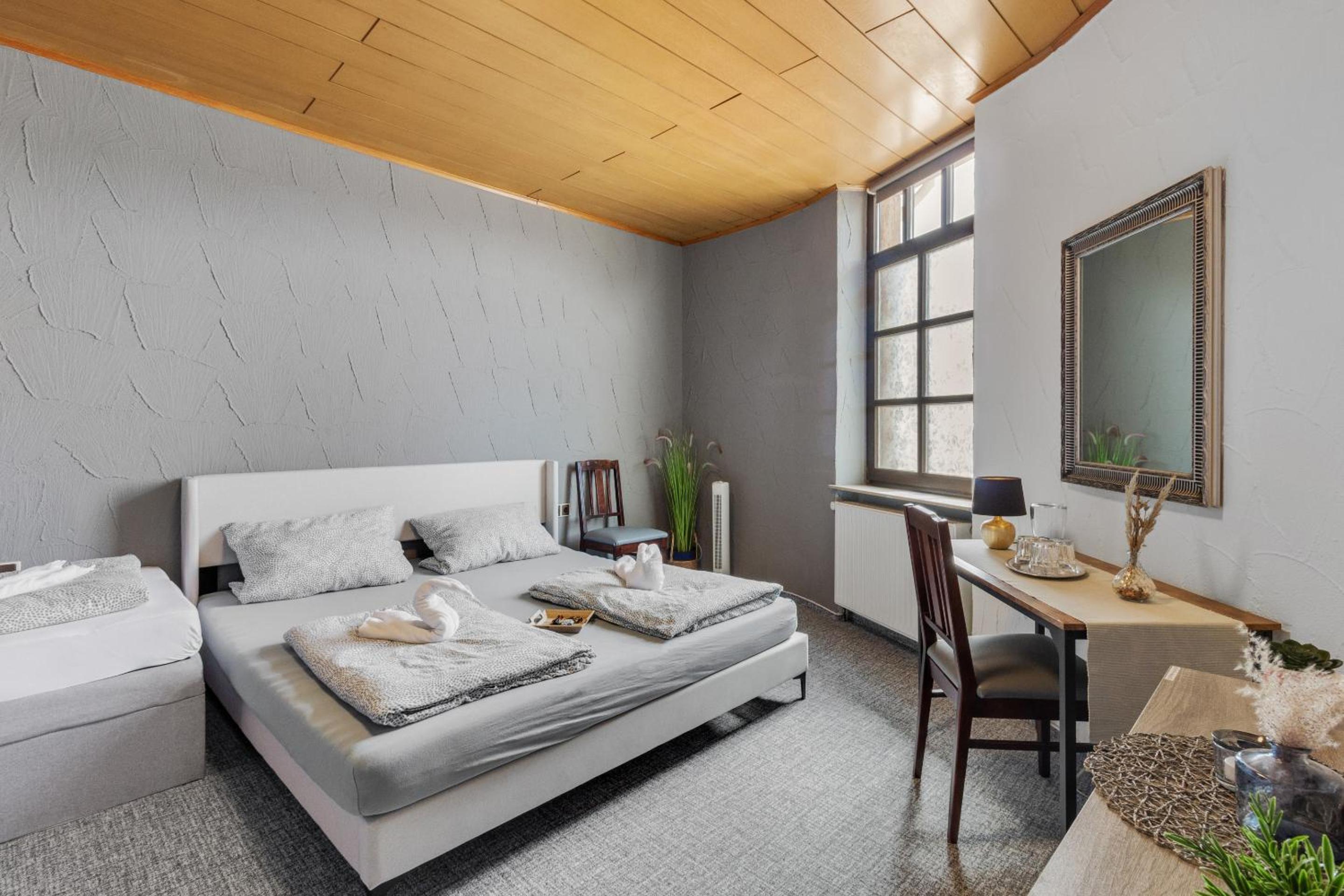 Triple Room with Private Bathroom photo 1