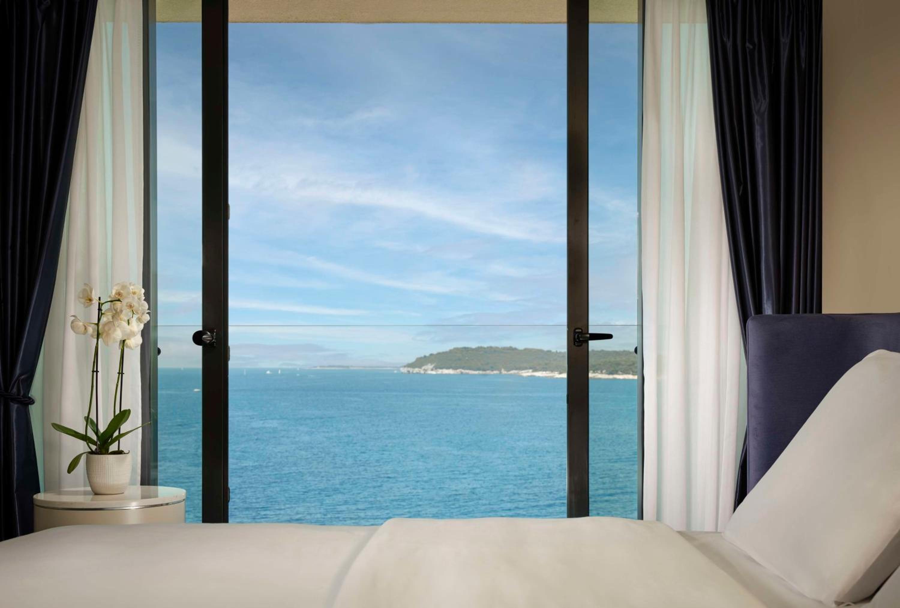 Grand Brioni Suite - Panoramic Sea View - Photo 4