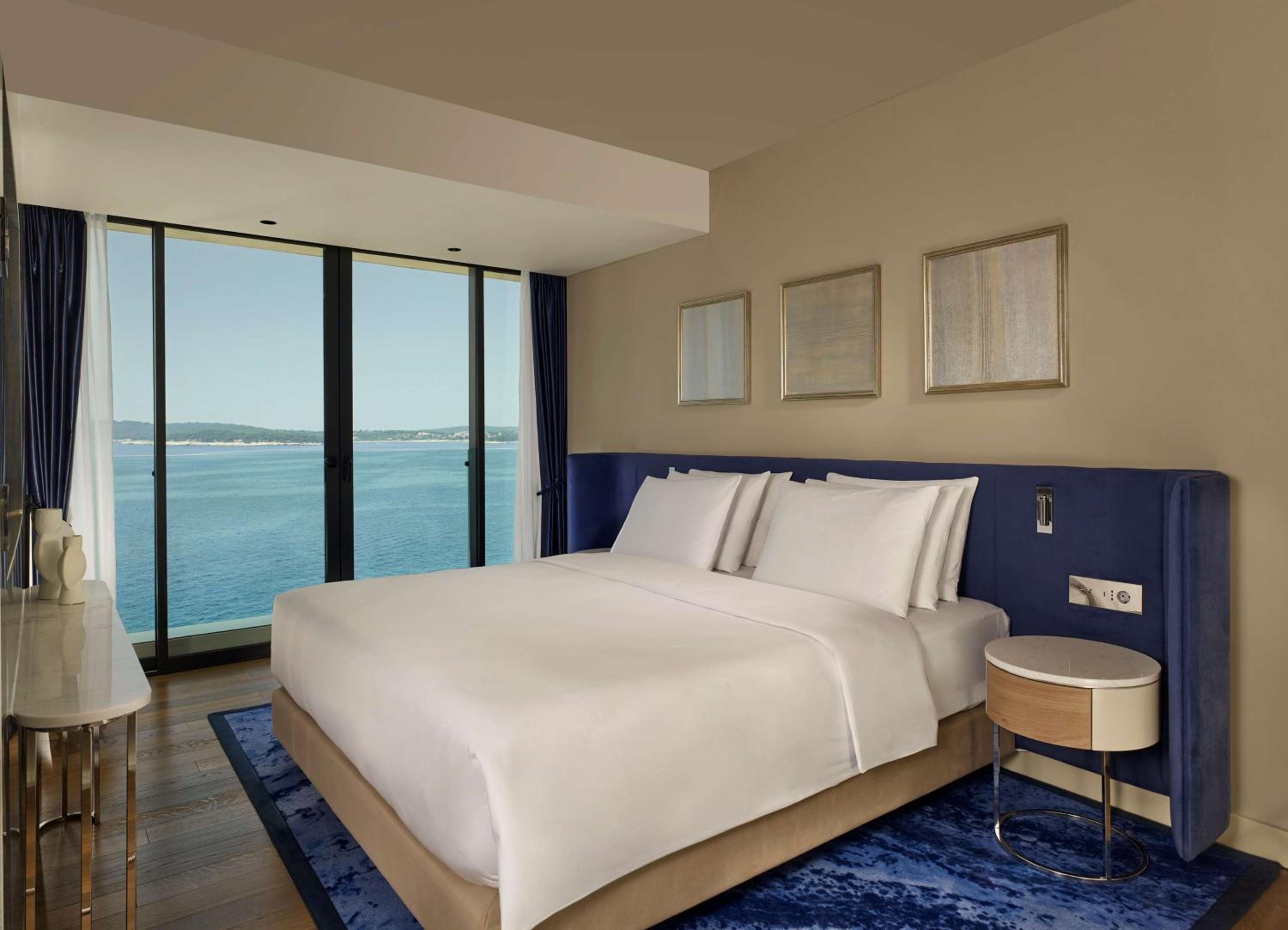 Grand Brioni Suite - Panoramic Sea View - Photo 1