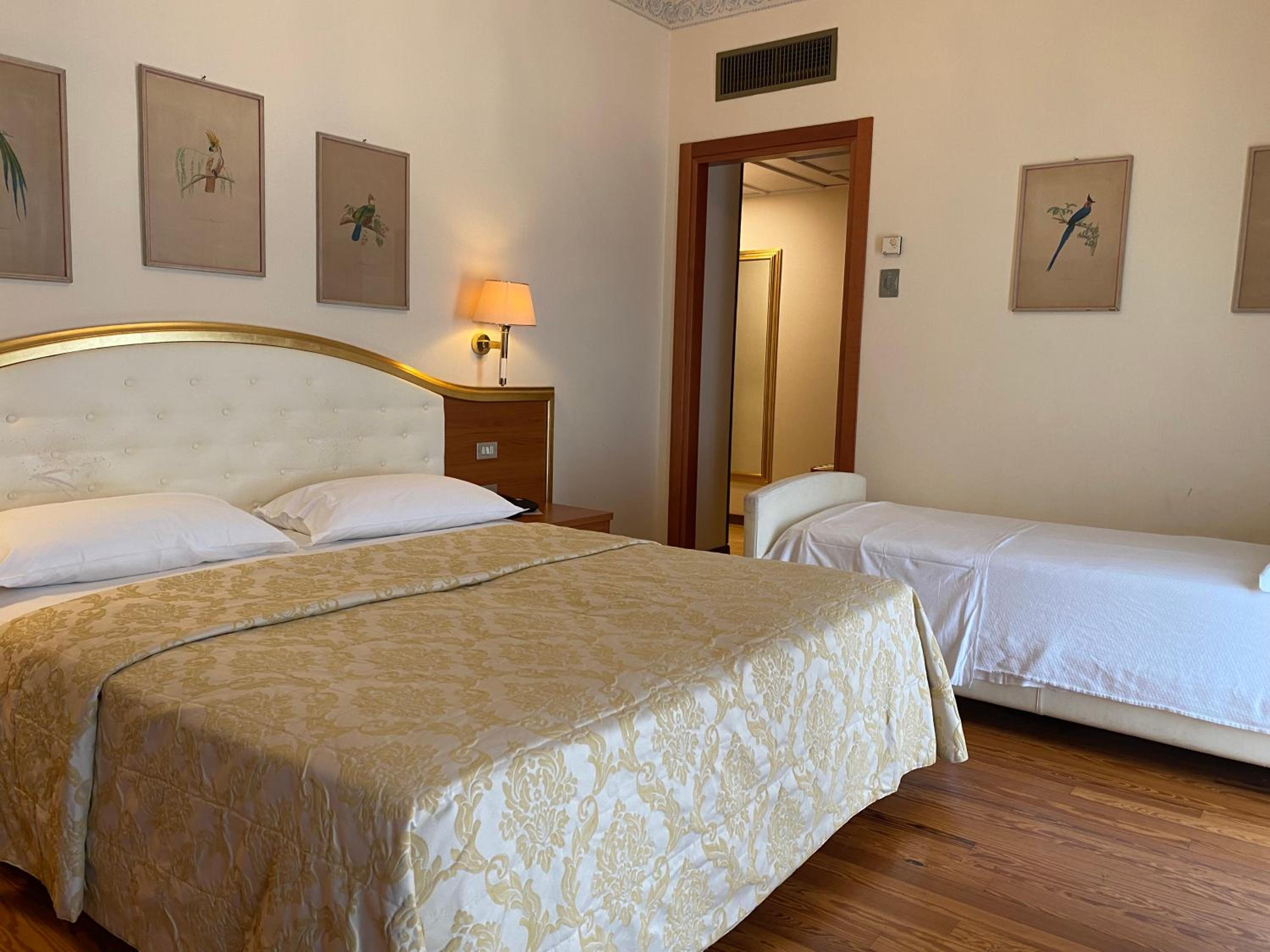 Standard Triple Room - Photo 2