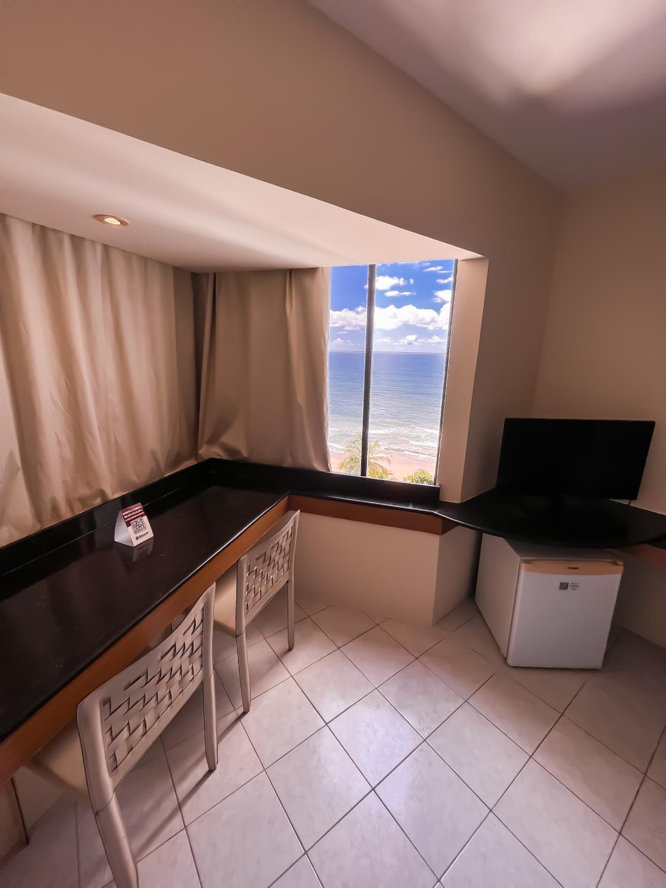 Deluxe Double or Twin Room - Photo 4