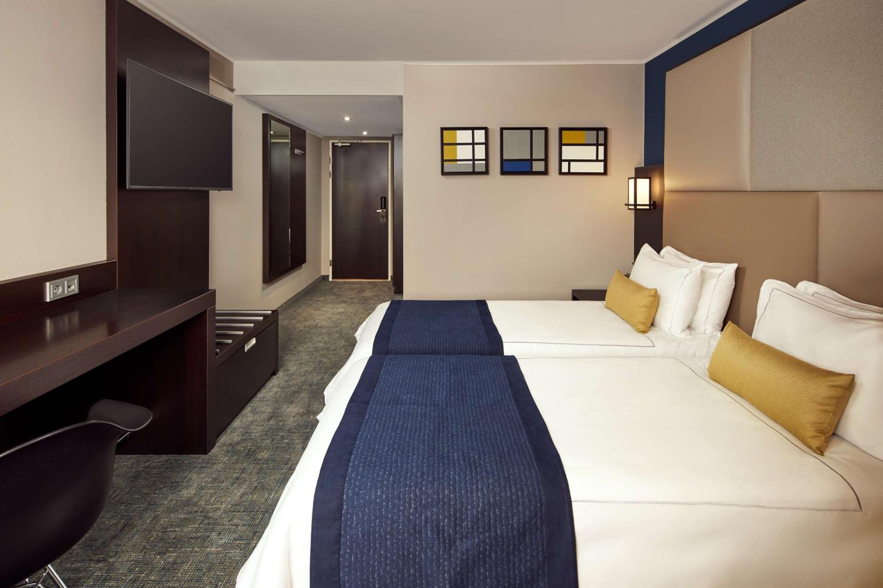 Superior Twin Room - Photo 6