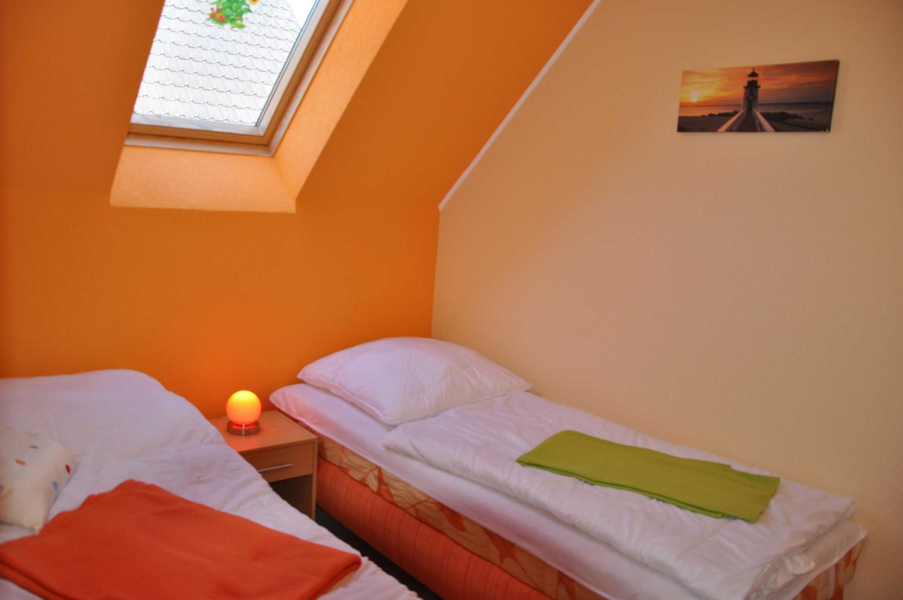 Two-Bedroom Apartment with Balcony and Terrace photo 2