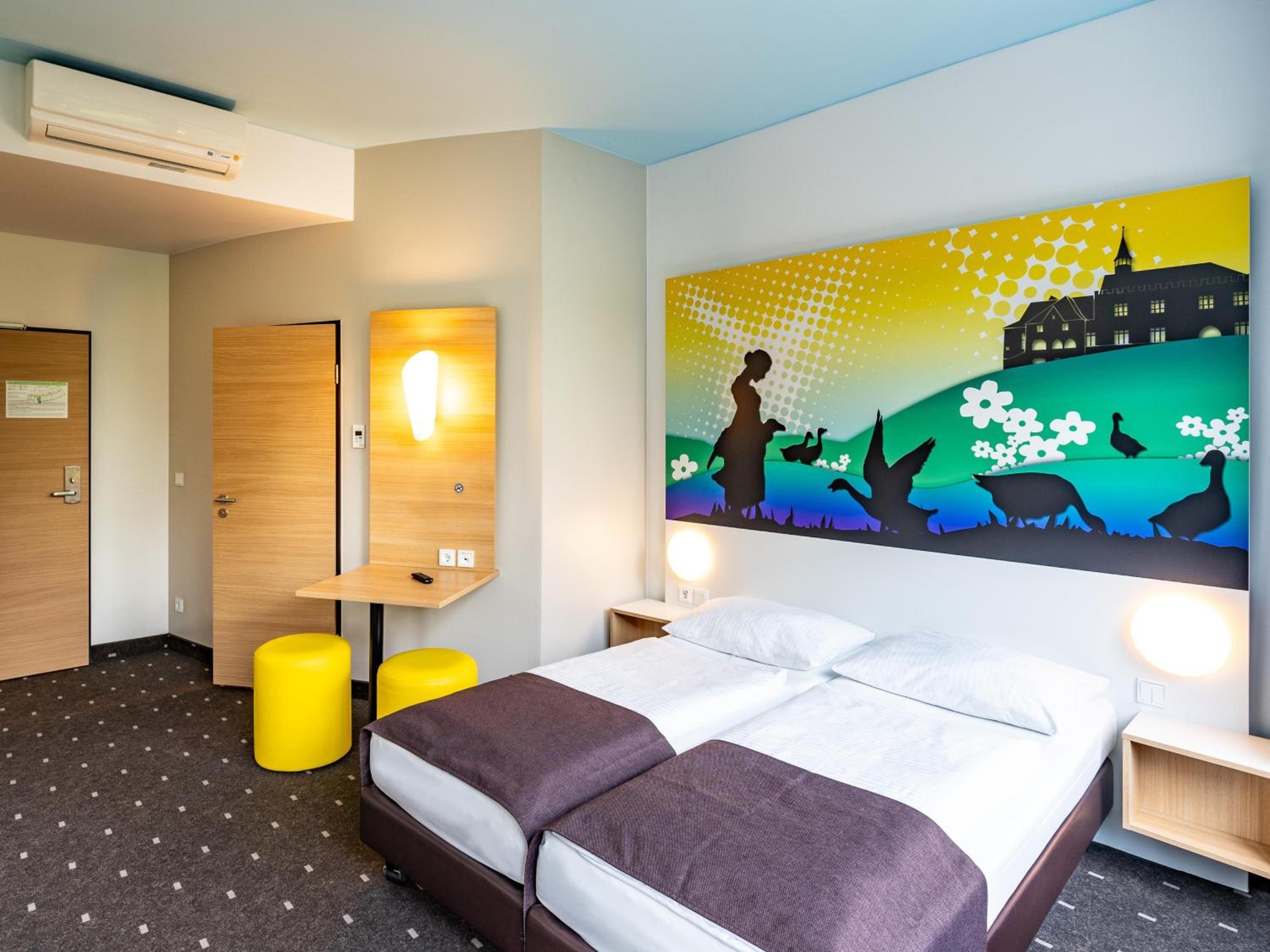 Twin Room - Photo 4