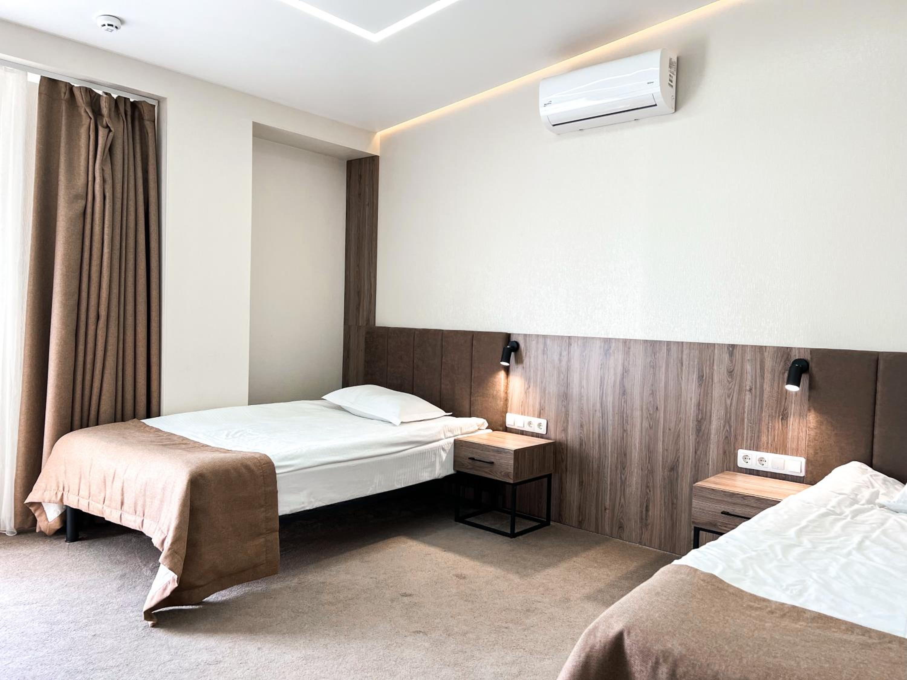 Twin Room with Bath