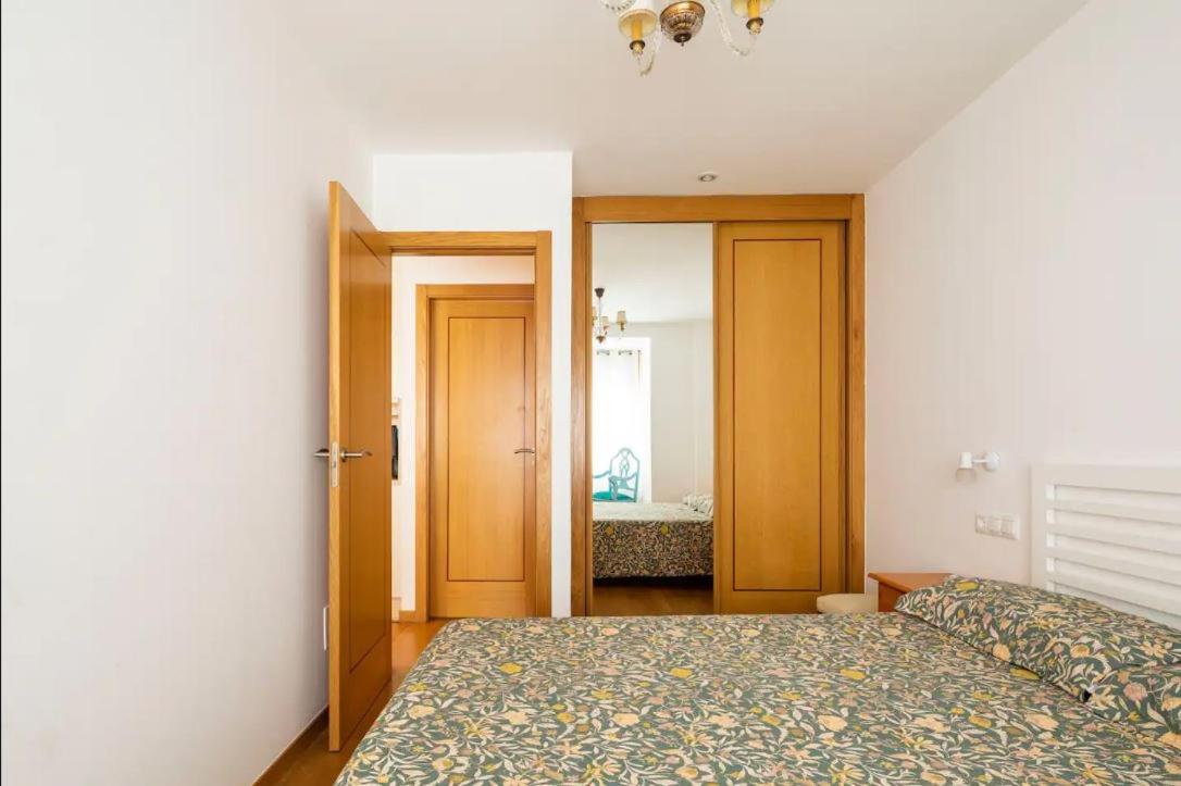 One-Bedroom Apartment photo 3