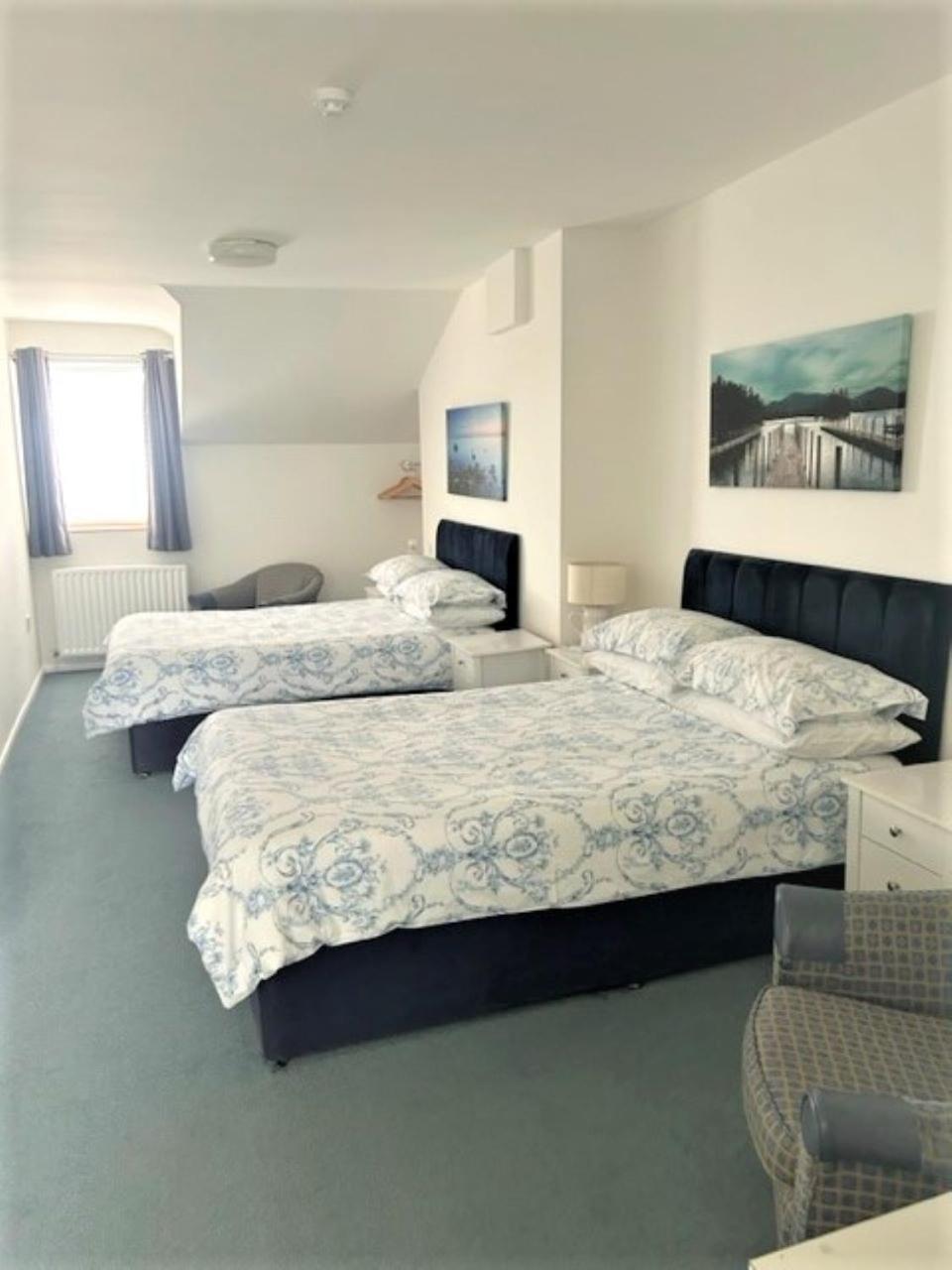 Superior Twin Room with Sea View - Photo 1