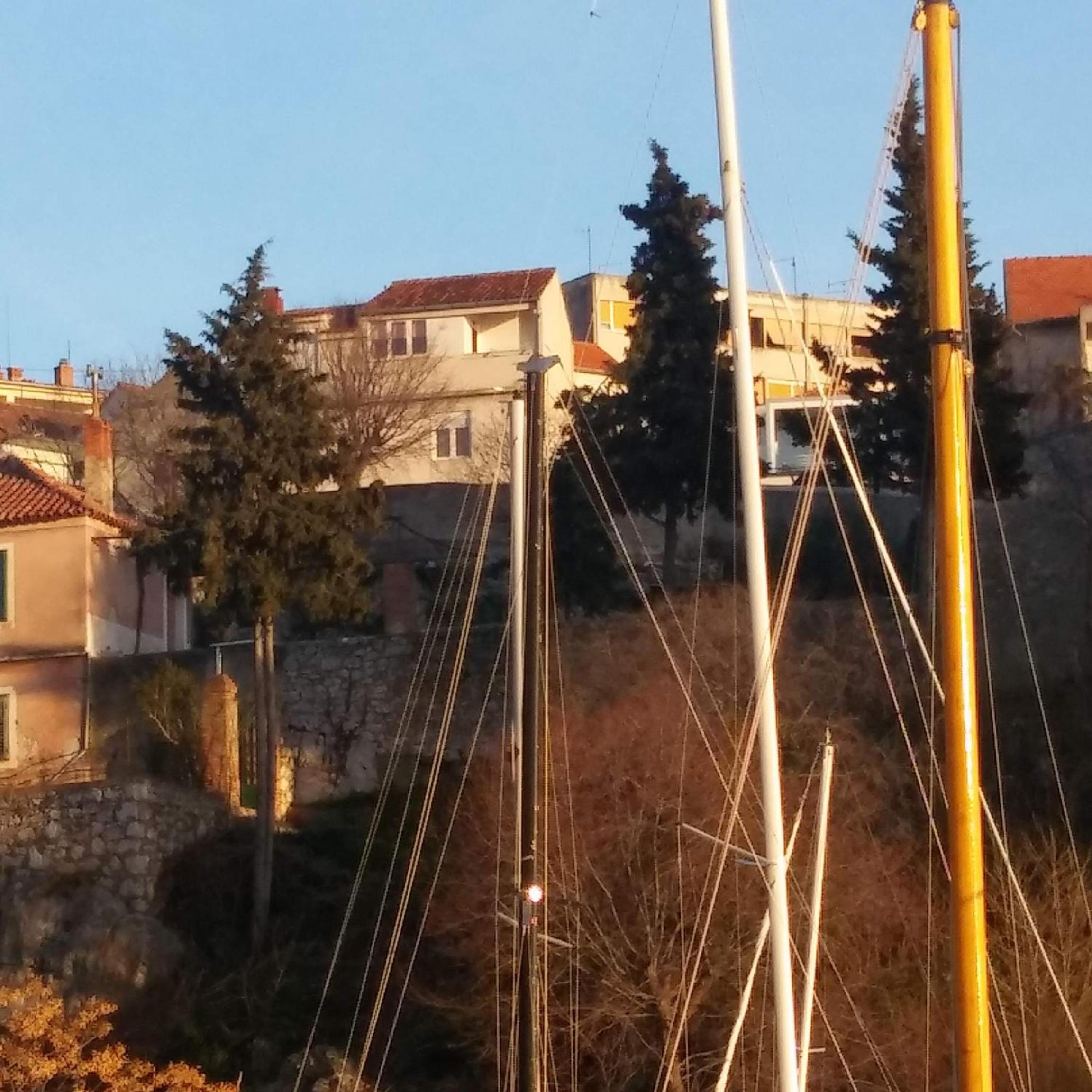 Apartment with Sea View - Photo 24