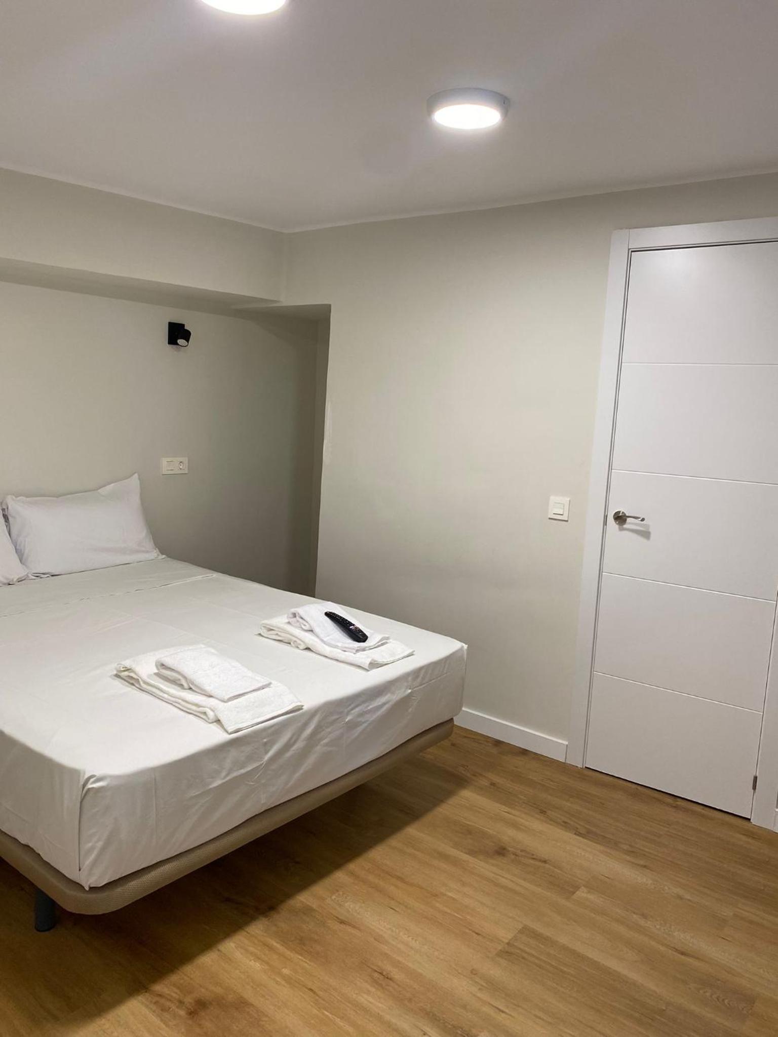 Double Room - Photo 24
