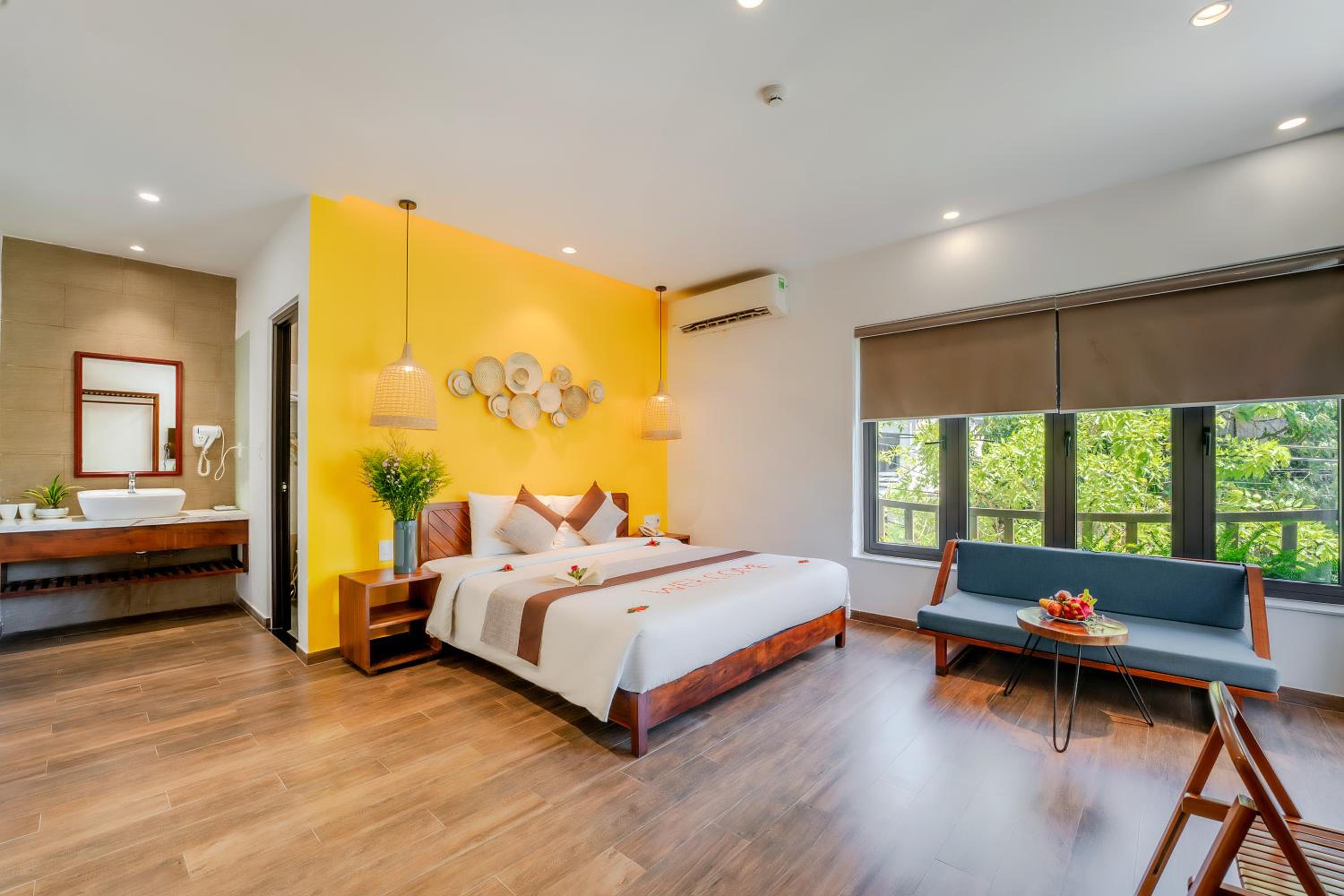Junior Suite with Balcony photo 2
