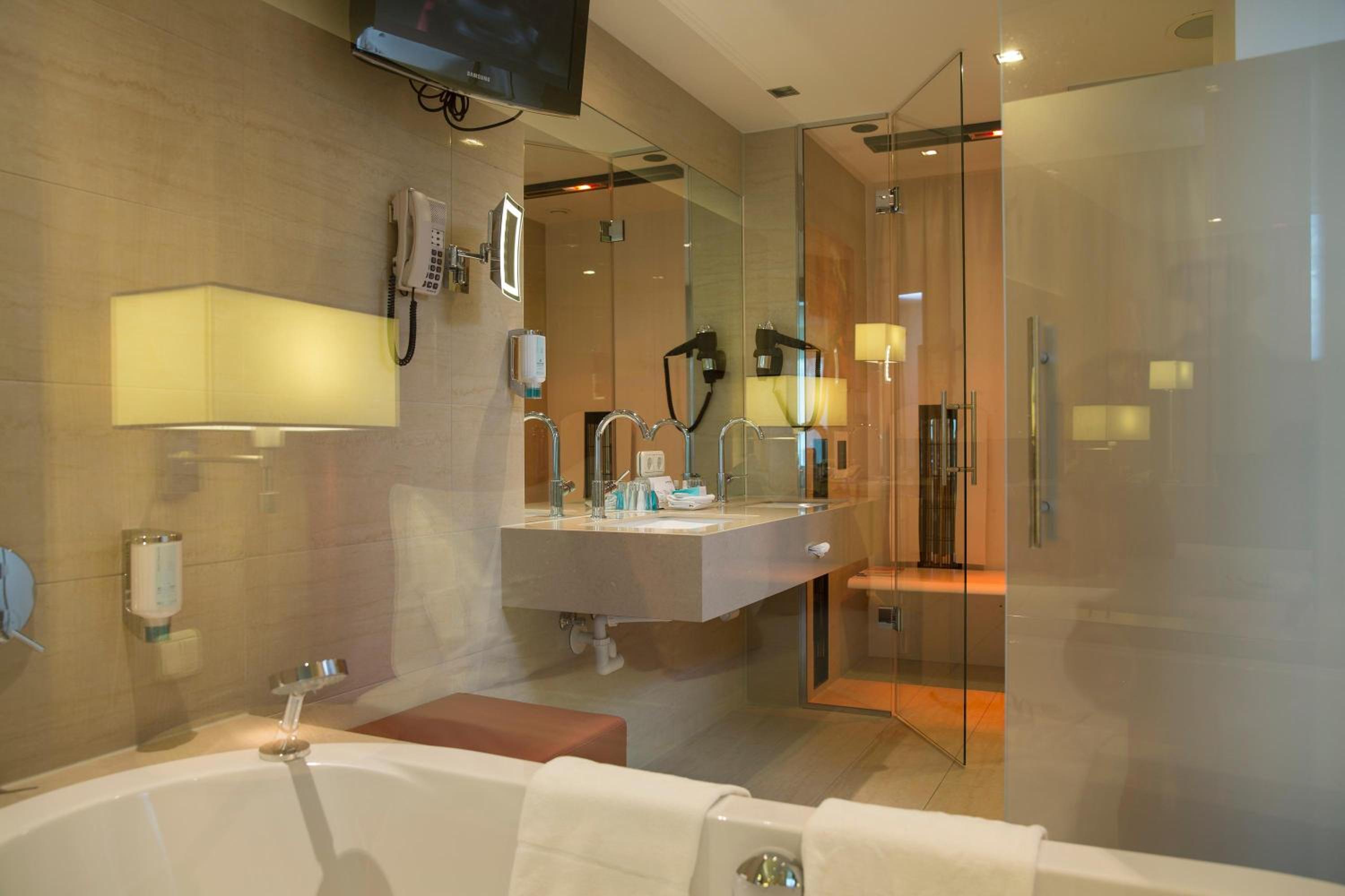 Junior Suite - Photo 14