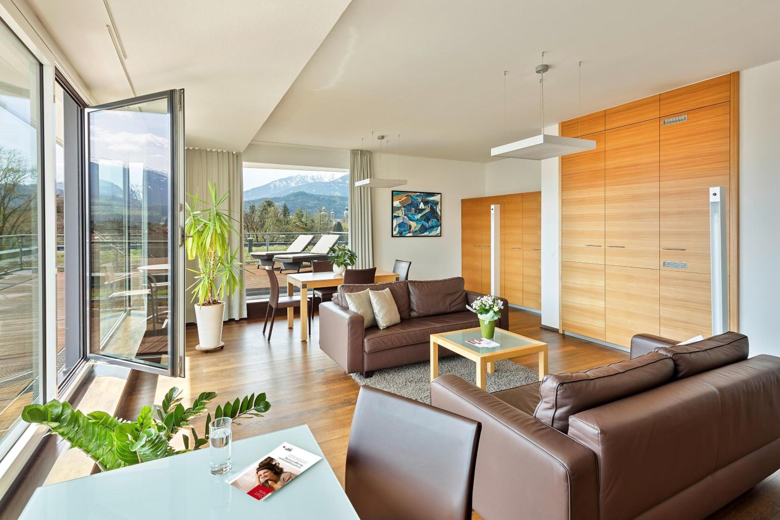 Premium Room