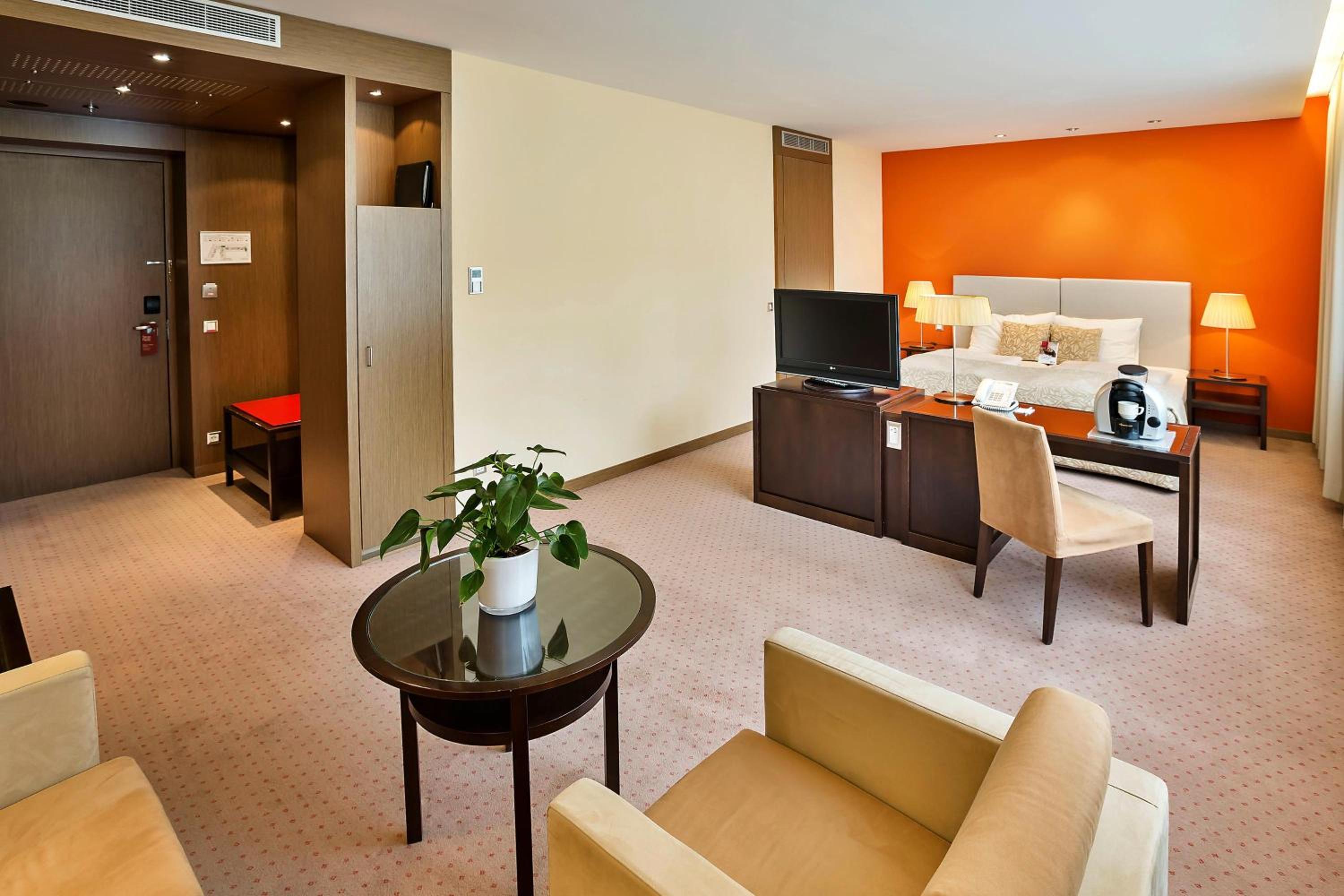 Premium Room