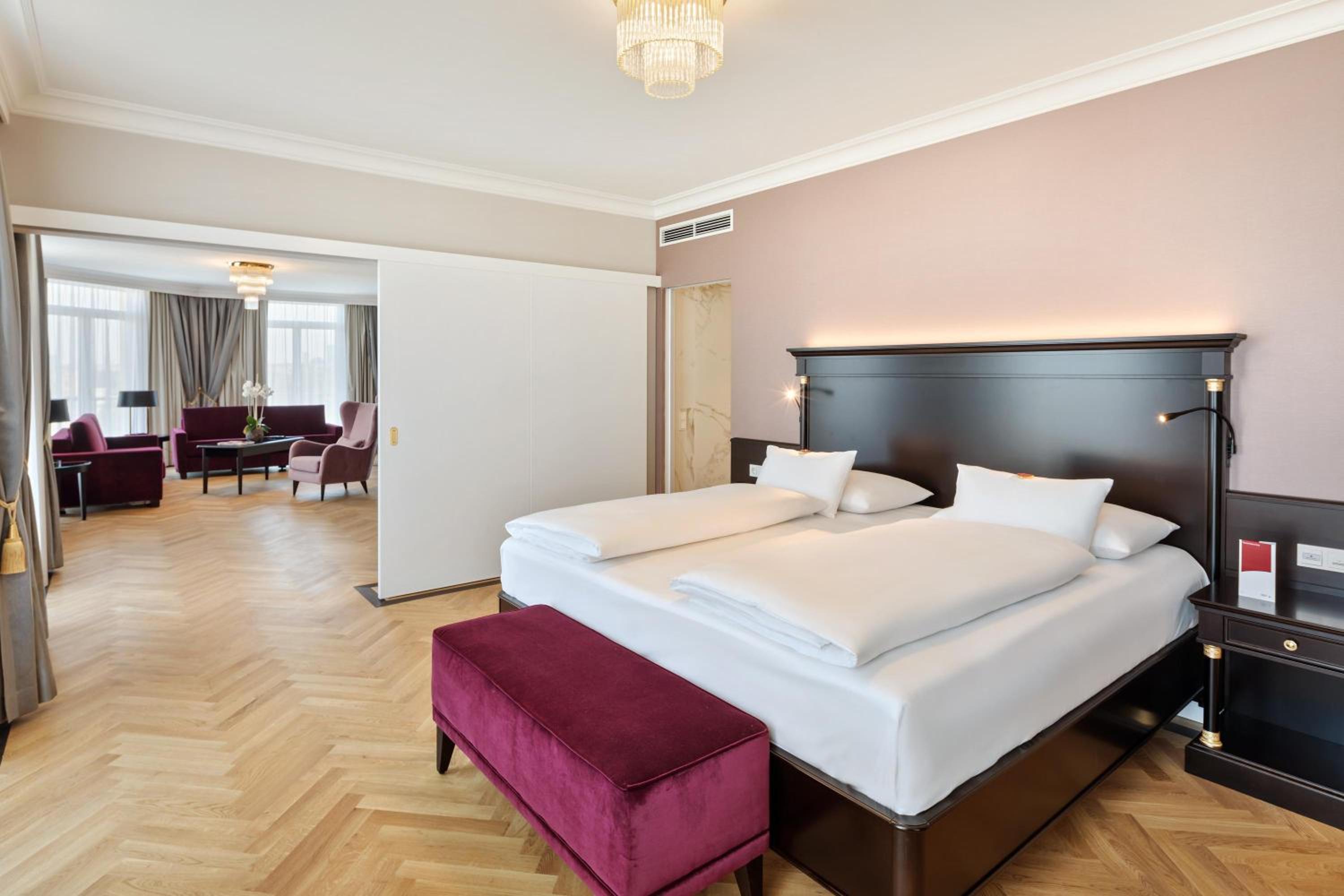 Kaiser Suite photo 3