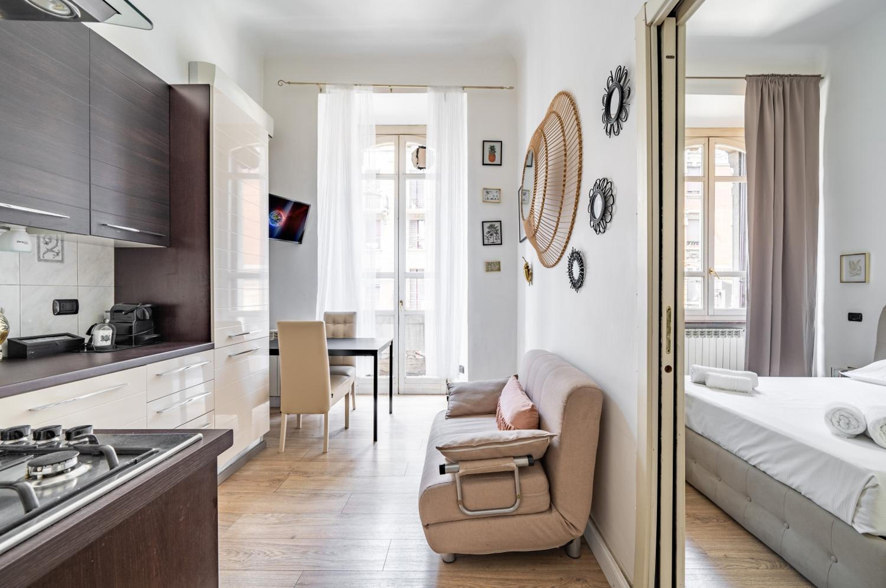 One-Bedroom Apartment