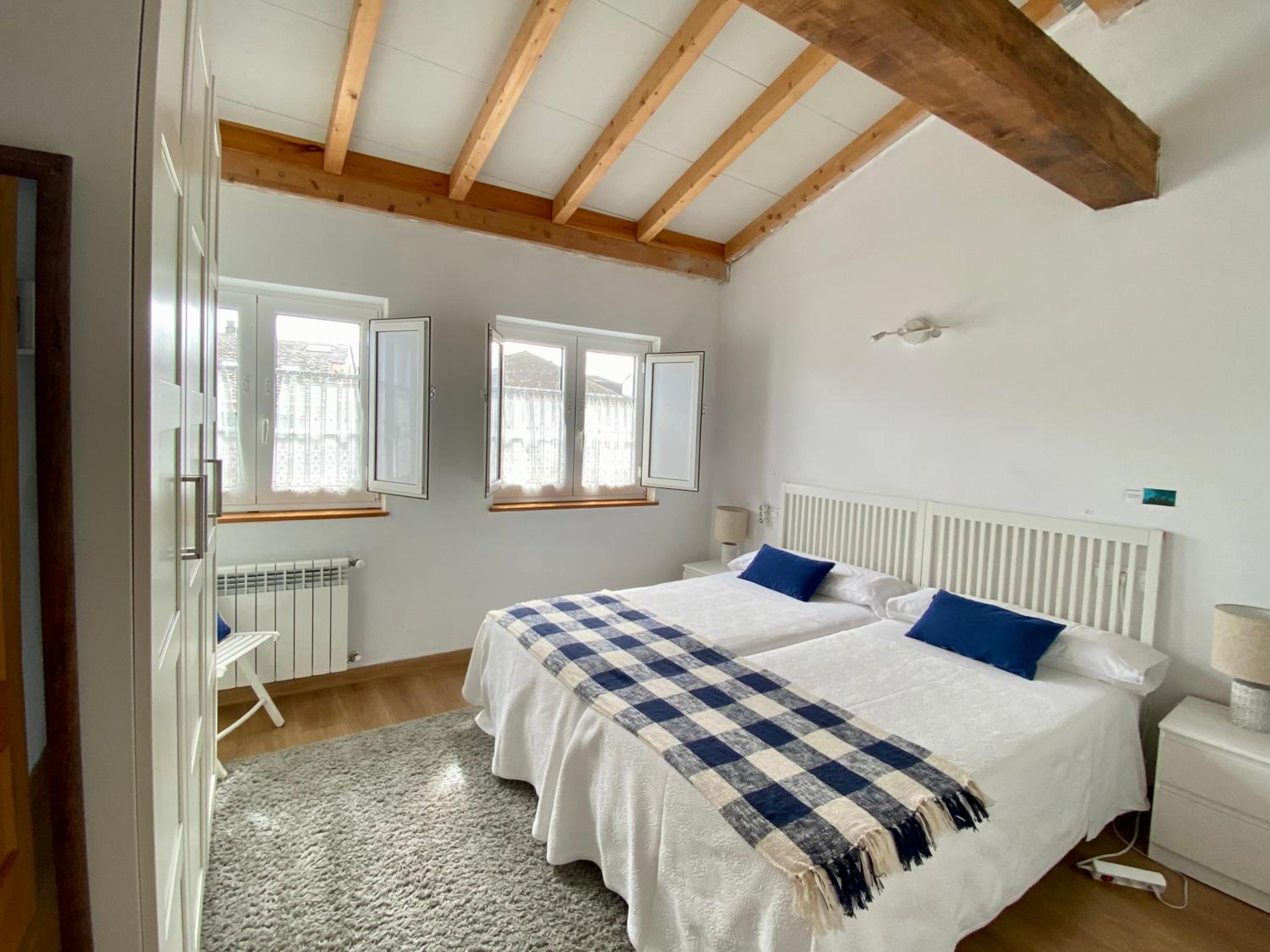 Twin Room with Bathroom