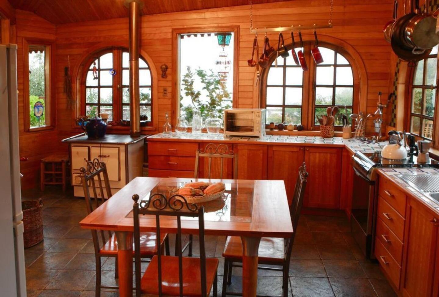 Three-Bedroom Chalet photo 2