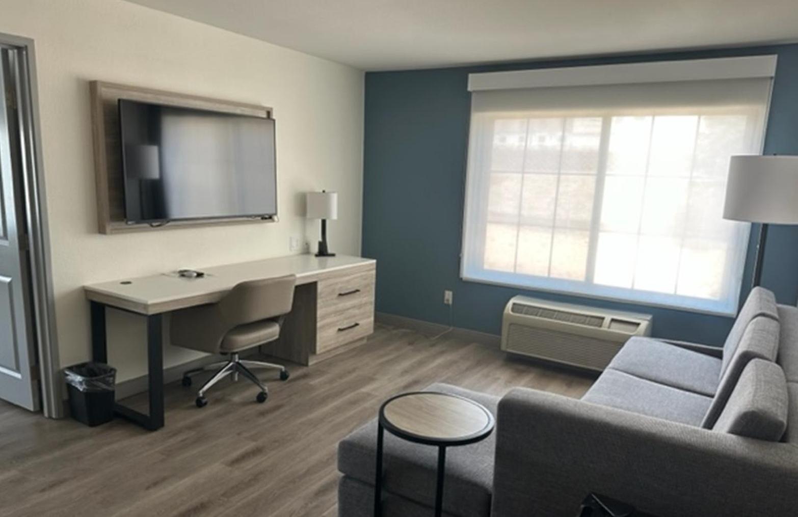 1 King Bed and 1 Sleeper Sofa, One-Bedroom Suite, Non-Smoking - Photo 2
