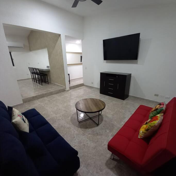 Three-Bedroom Apartment photo 1