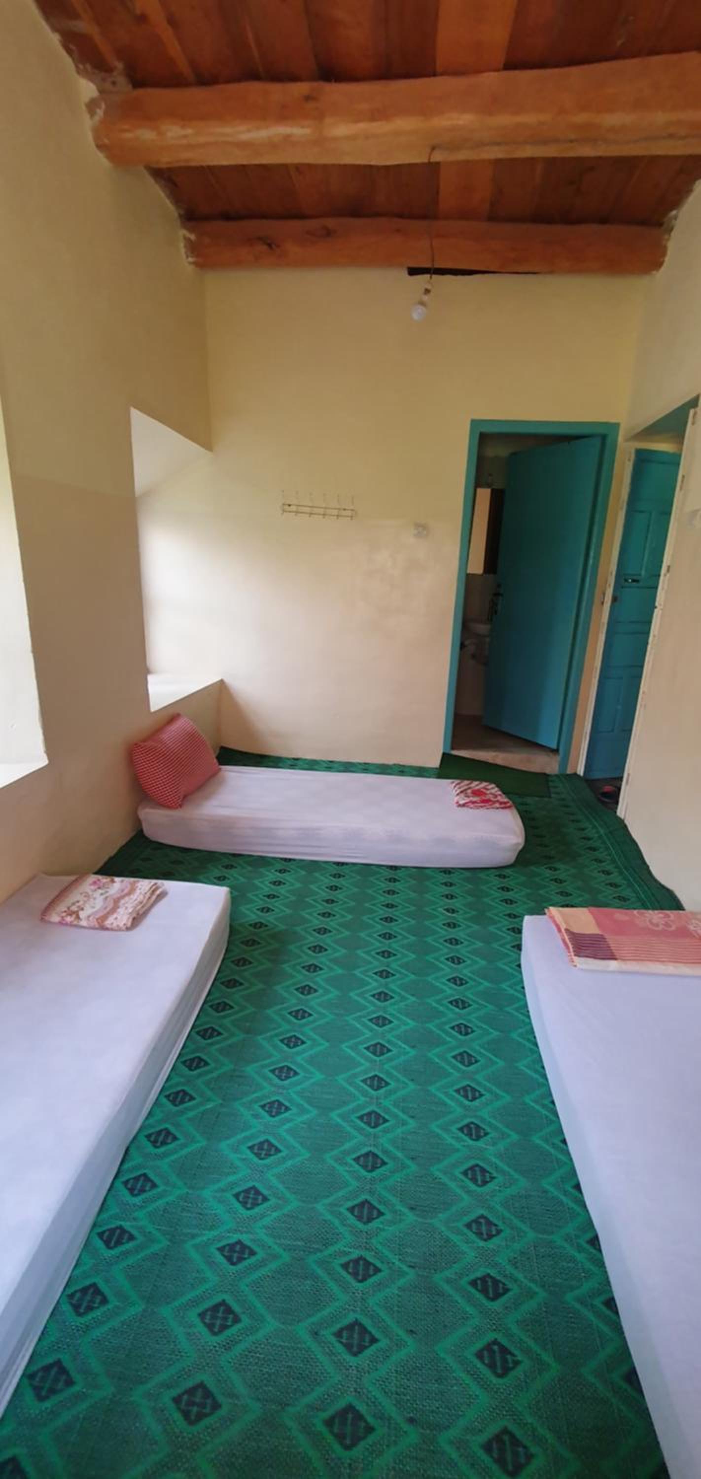Double Room - Photo 6