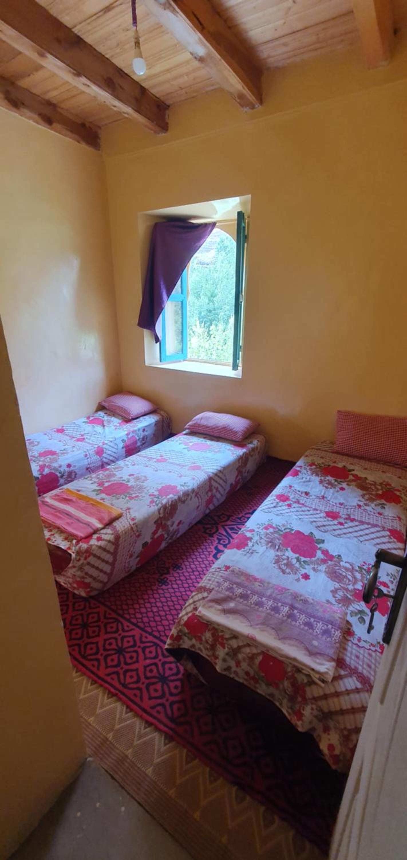 Triple Room with Private Bathroom - Photo 4