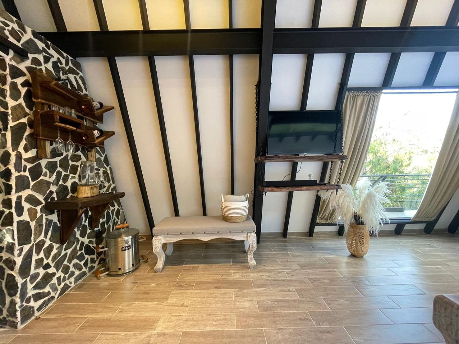Queen Room with Spa Bath photo 1