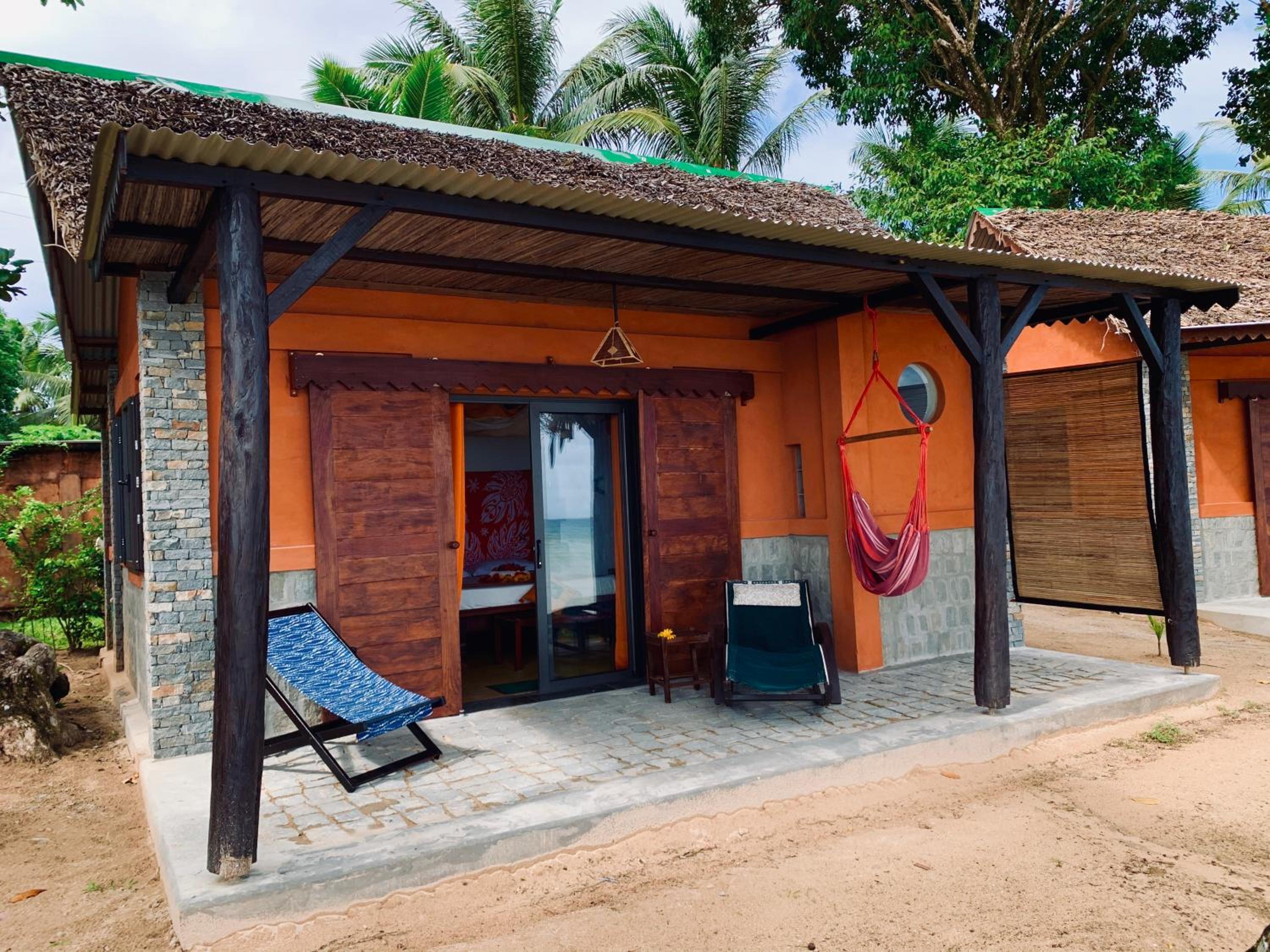 Deluxe Bungalow photo 3