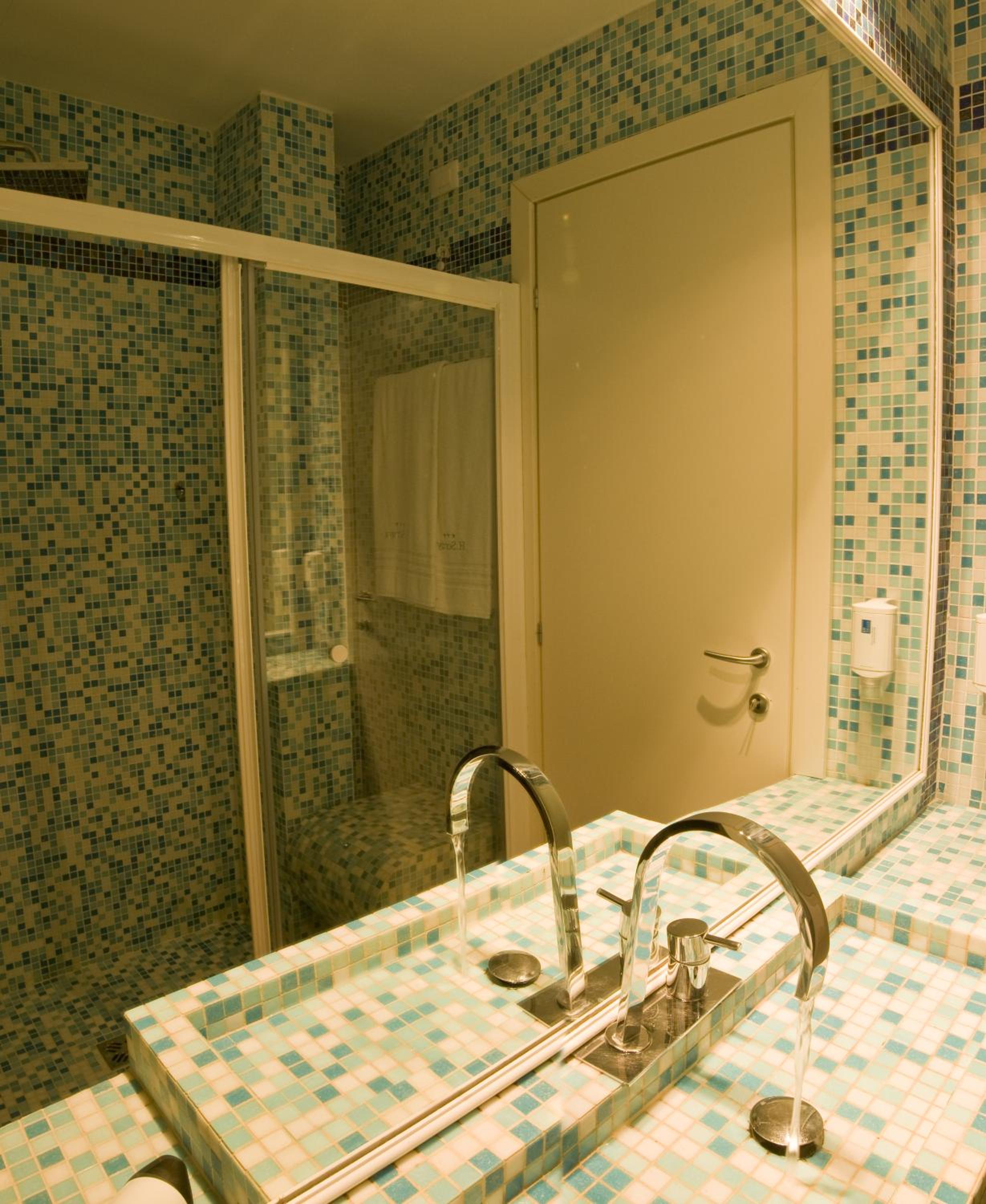 Classic Quadruple Room - Photo 3