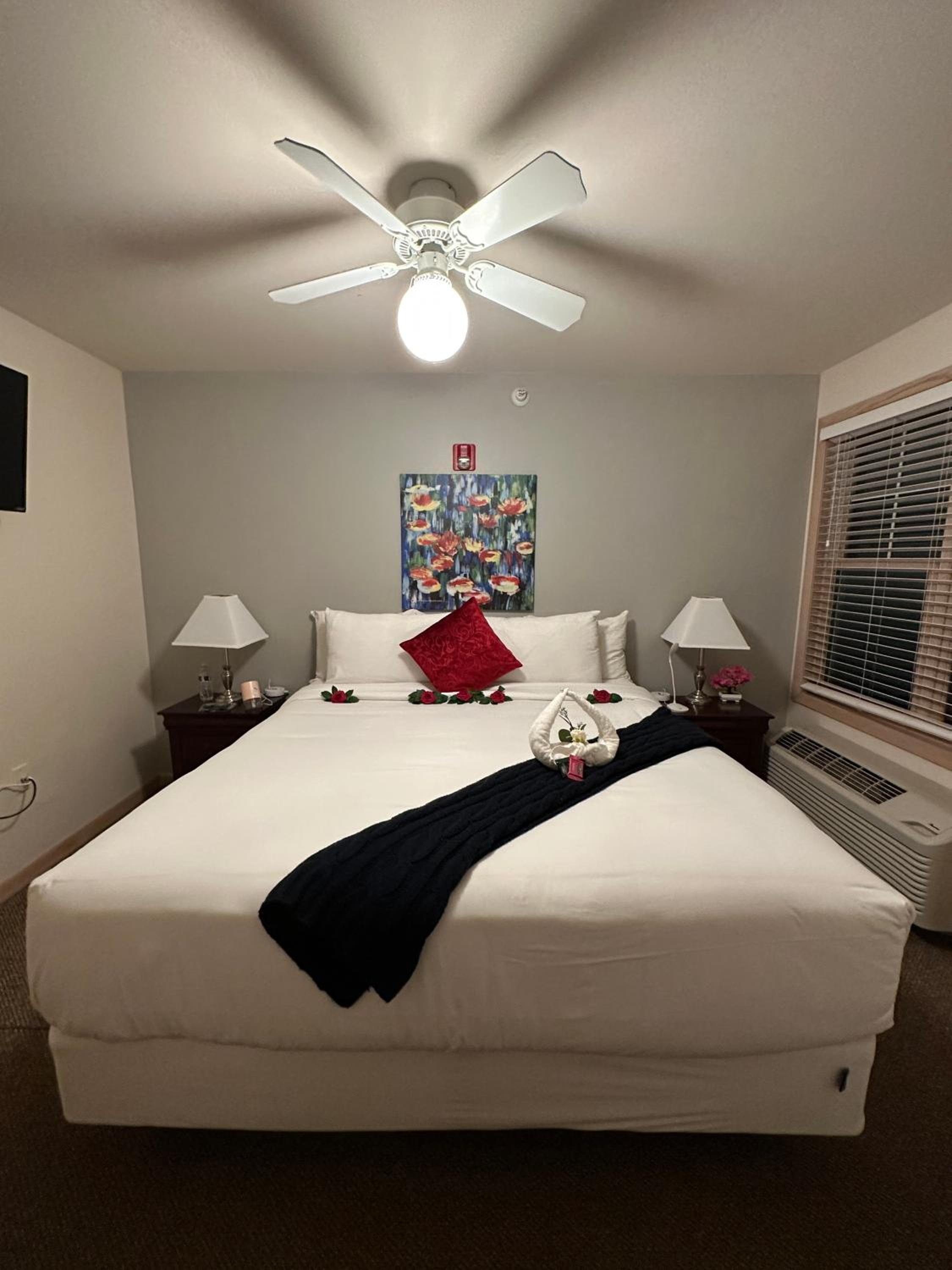 Deluxe King Studio