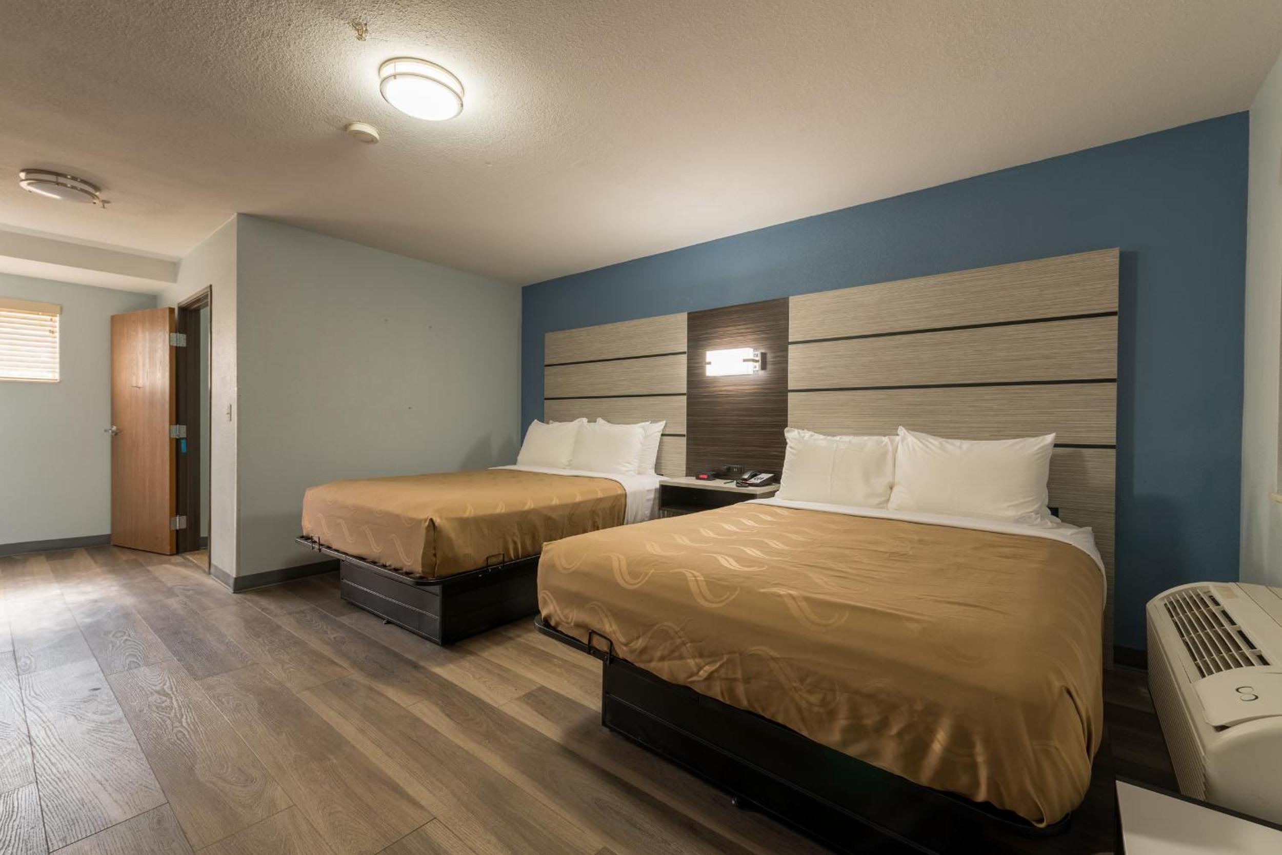 Quality Inn & Suites Manitou Springs at Pikes Peak, Photo 3