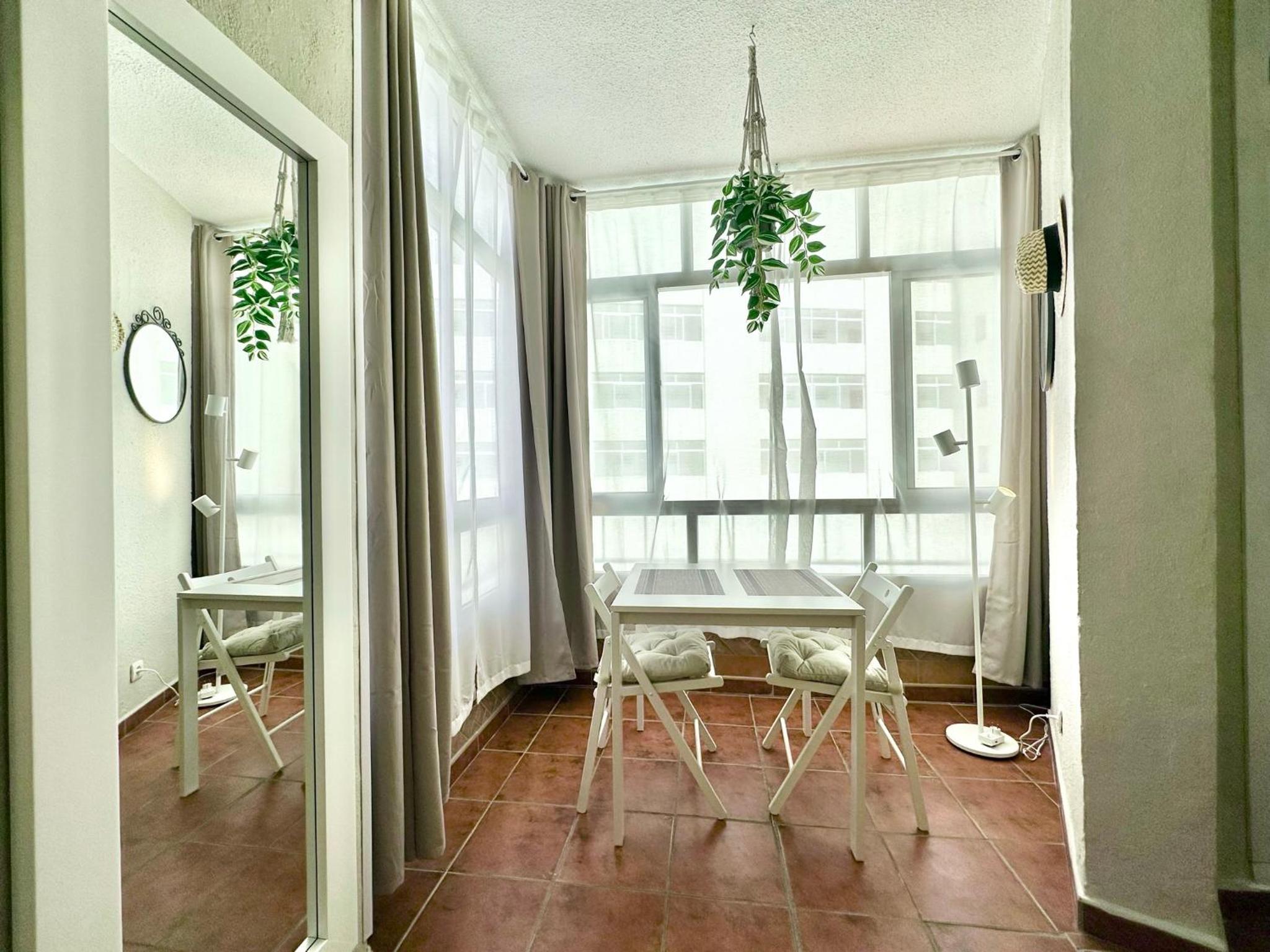 One-Bedroom Apartment photo 3
