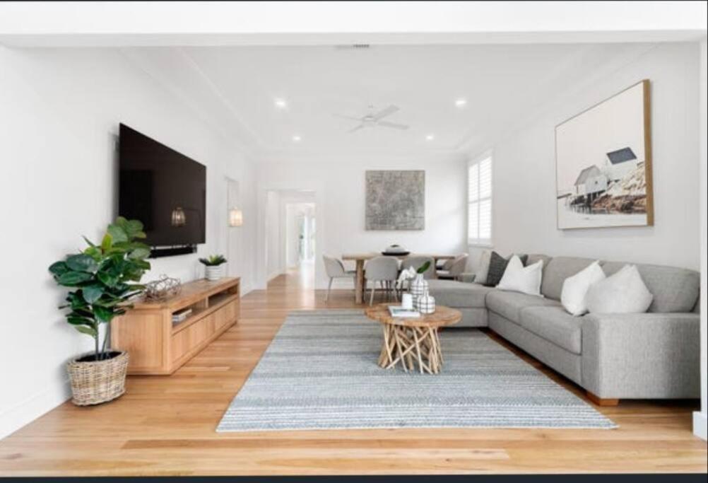 Three-Bedroom House photo 1