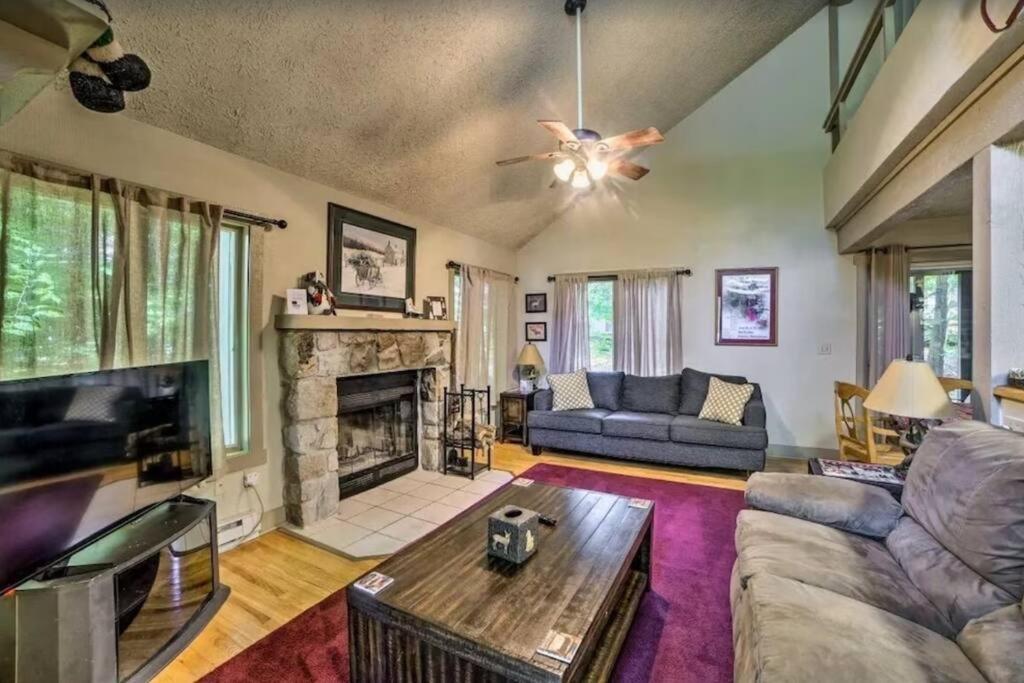 Three-Bedroom House photo 1