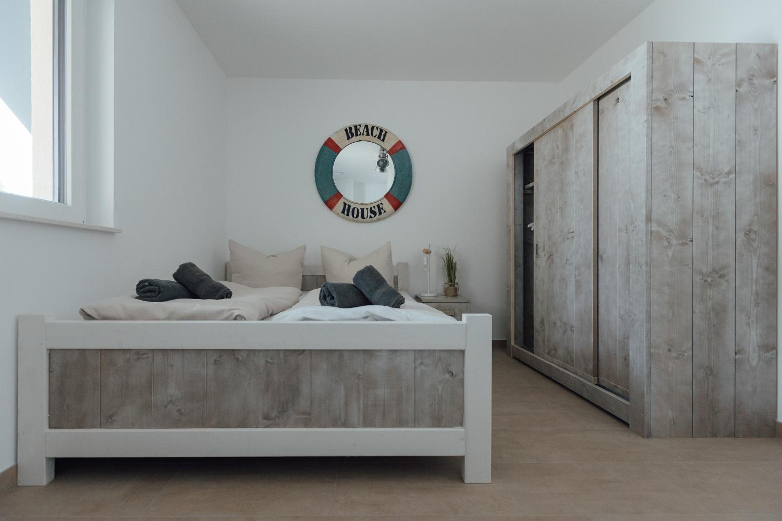 Apartment - Split Level 3 photo 3