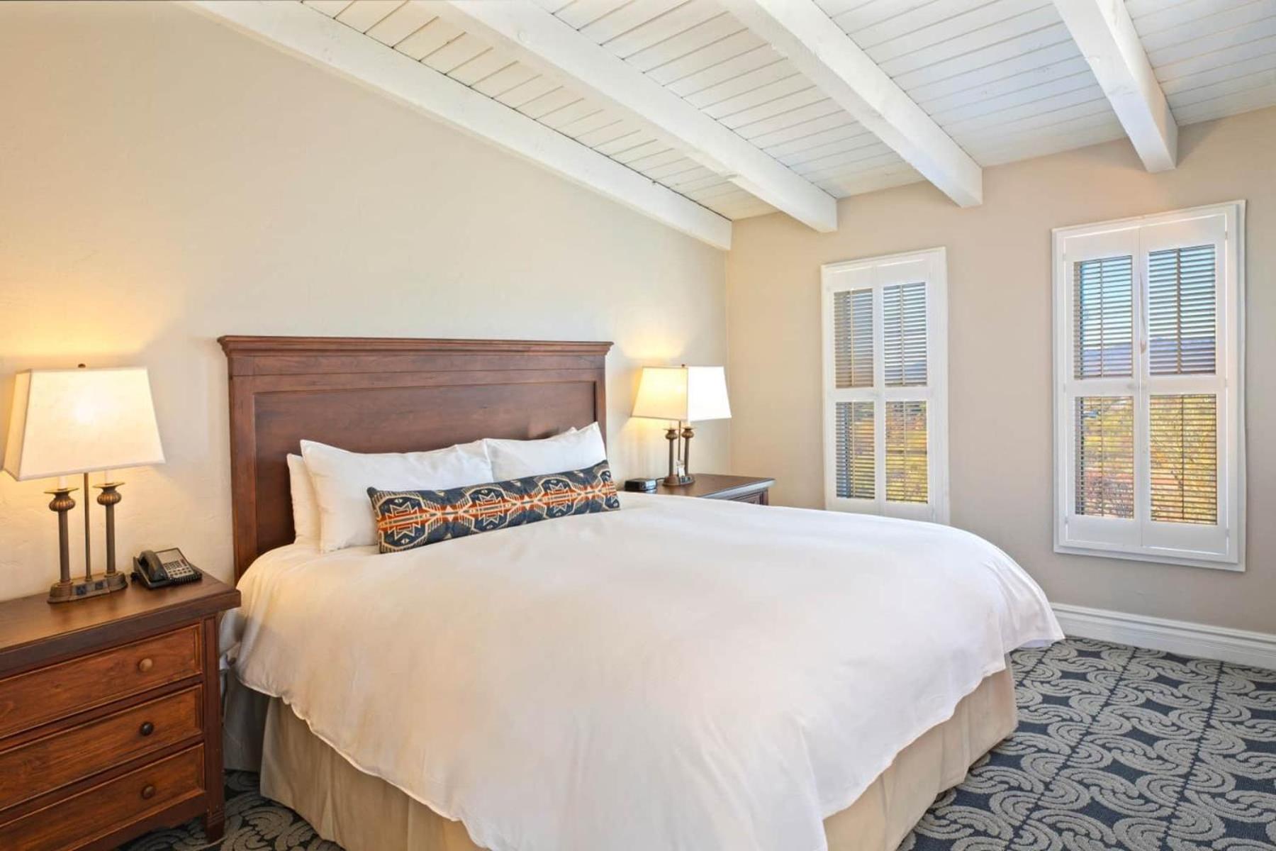 1 King Bed, Posada Room - Photo 4