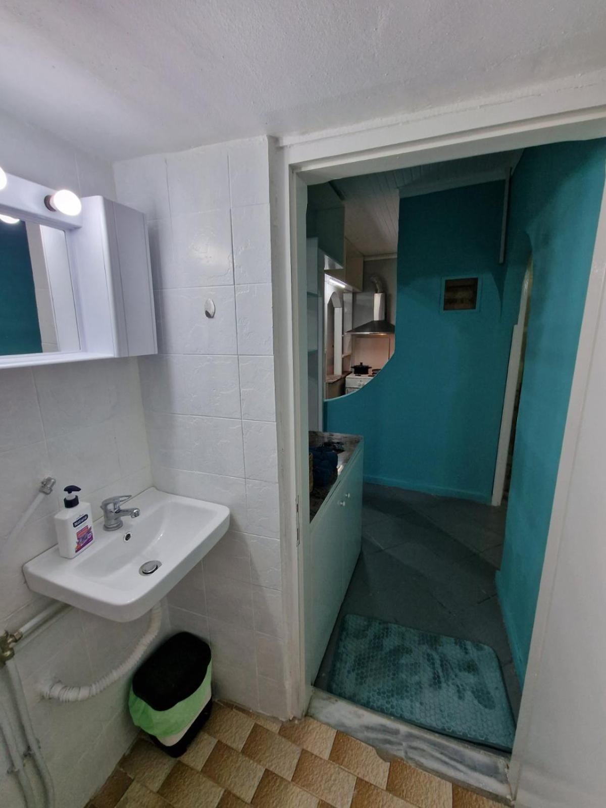 Two-Bedroom House photo 3