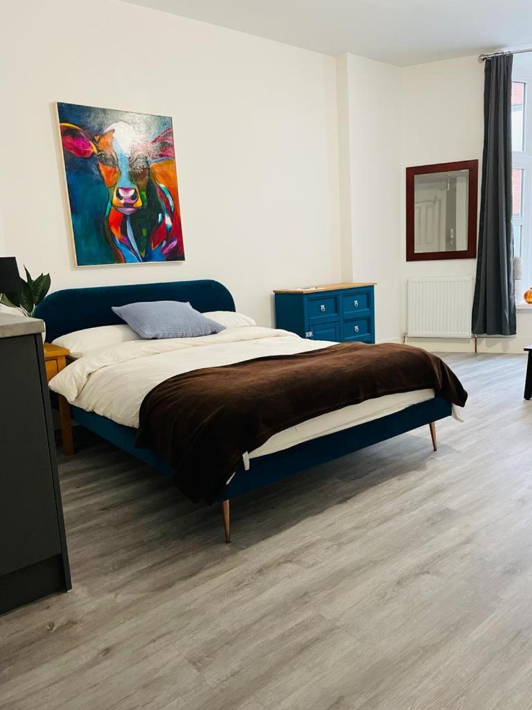 Studio Apartment photo 2