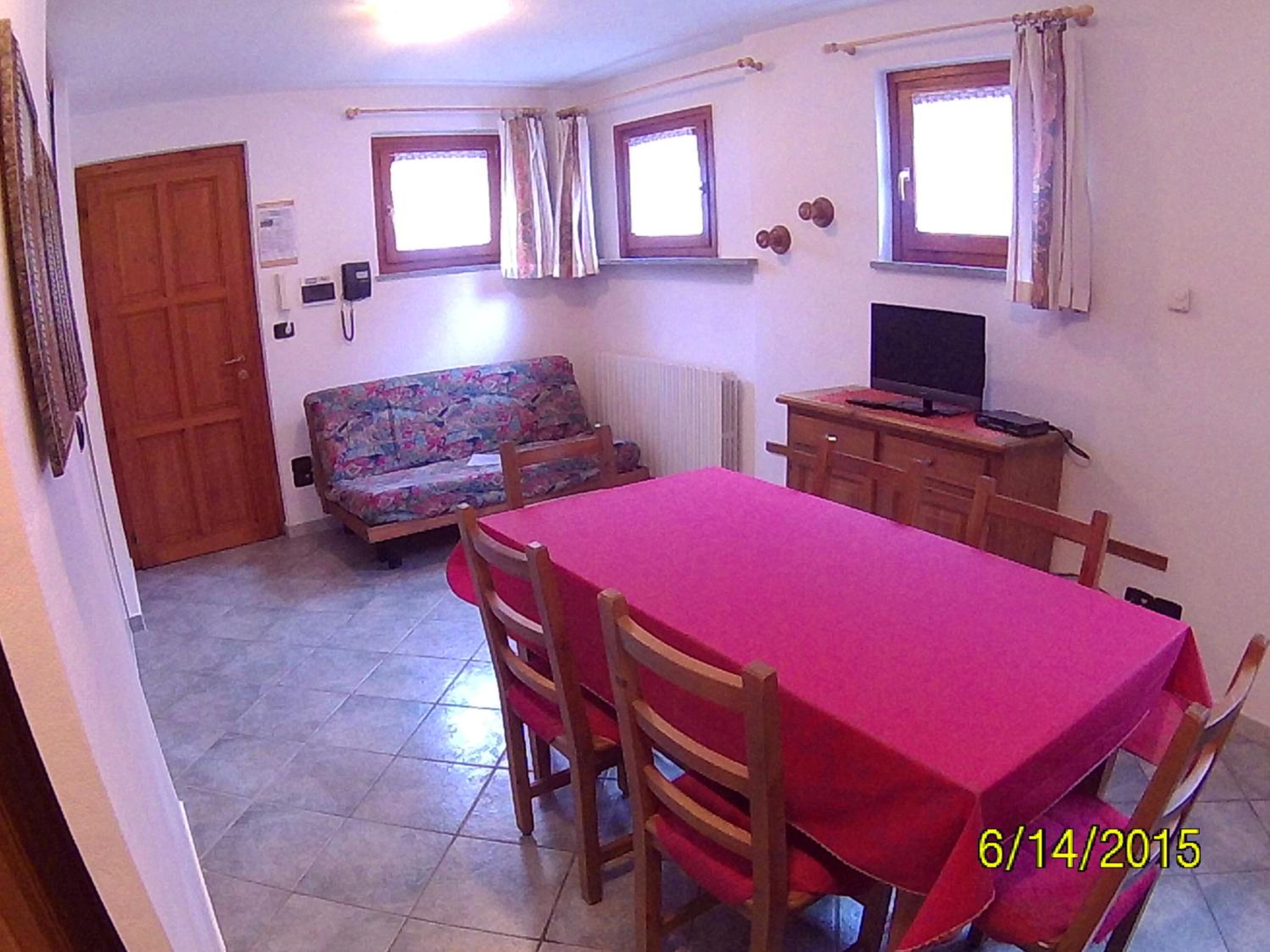 One-Bedroom Apartment (4 Adults) photo 3