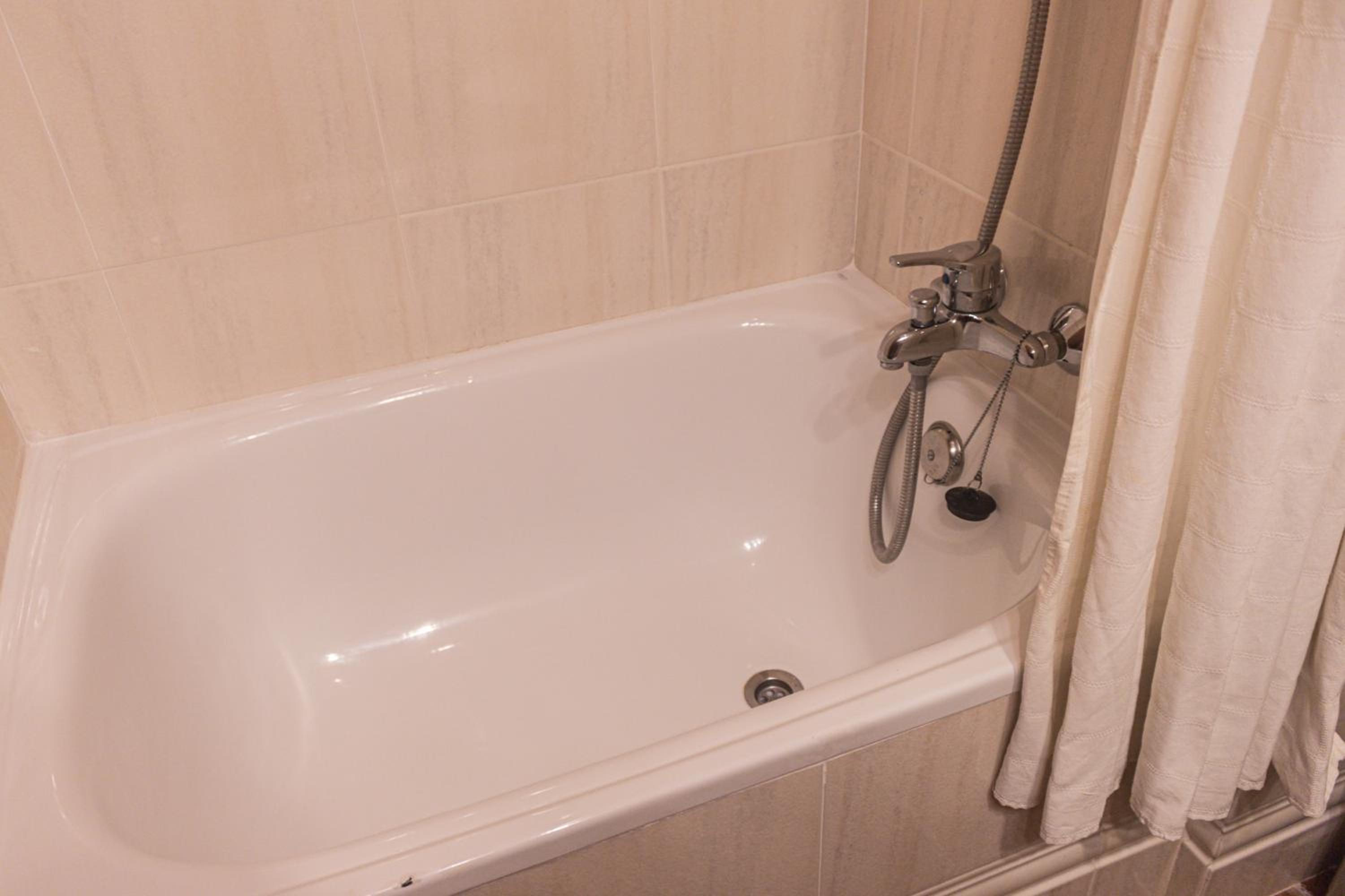 Single Room Without Air Conditioning photo 3