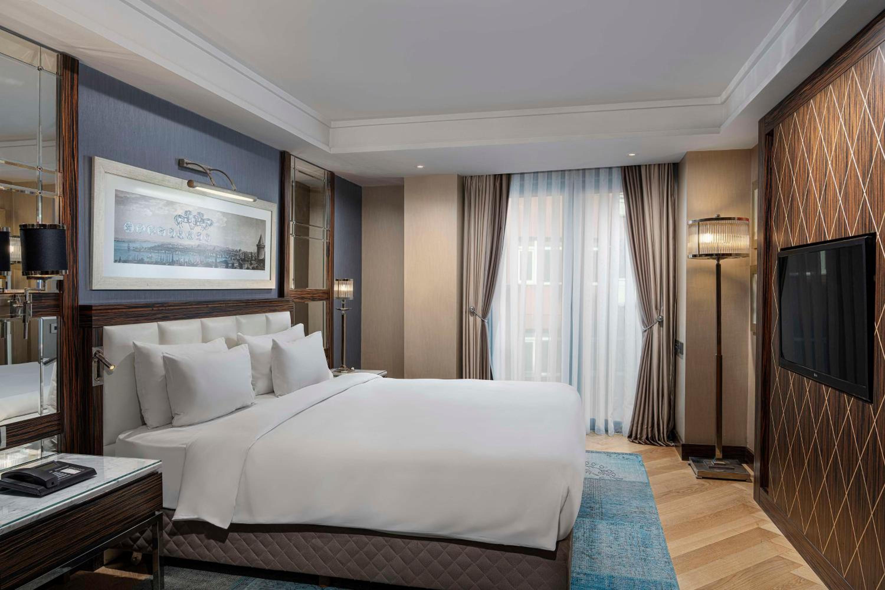 Available room