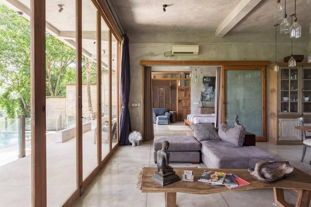 Villa with Private Pool - Photo 43