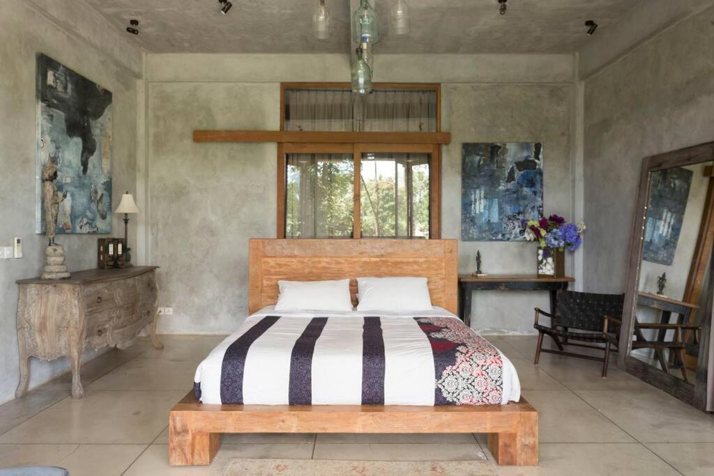 Villa with Private Pool - Photo 32