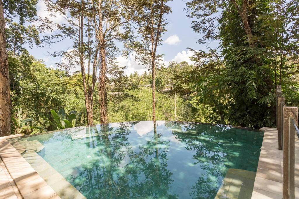 Villa with Private Pool - Photo 9