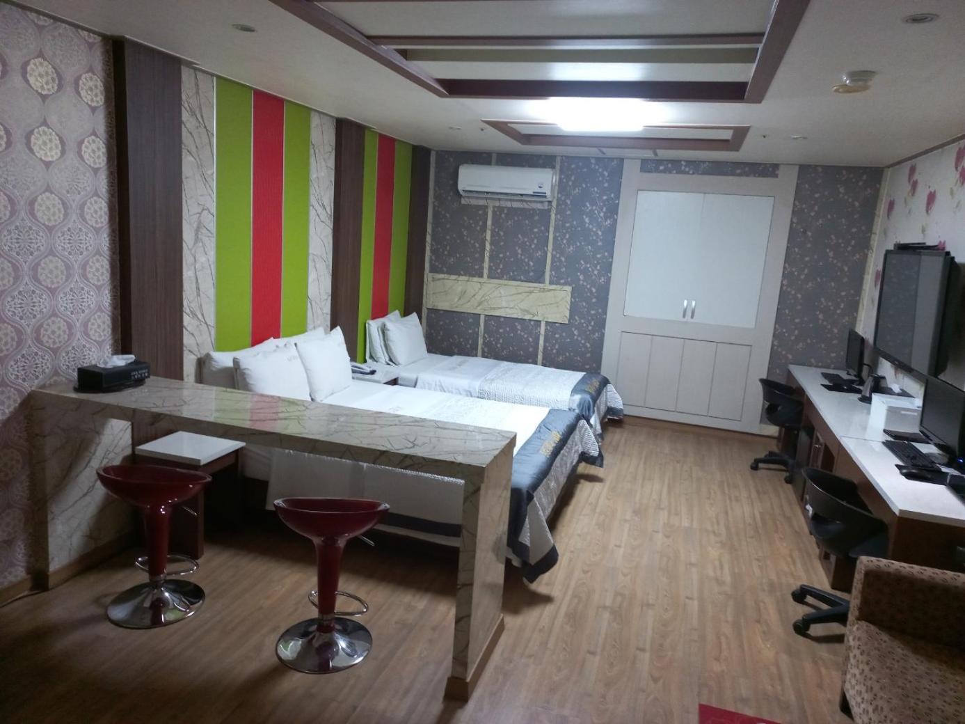 Suite photo 1