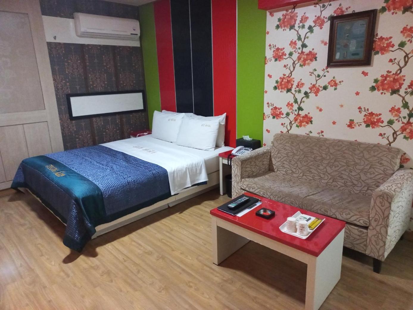 Standard Double Room photo 2