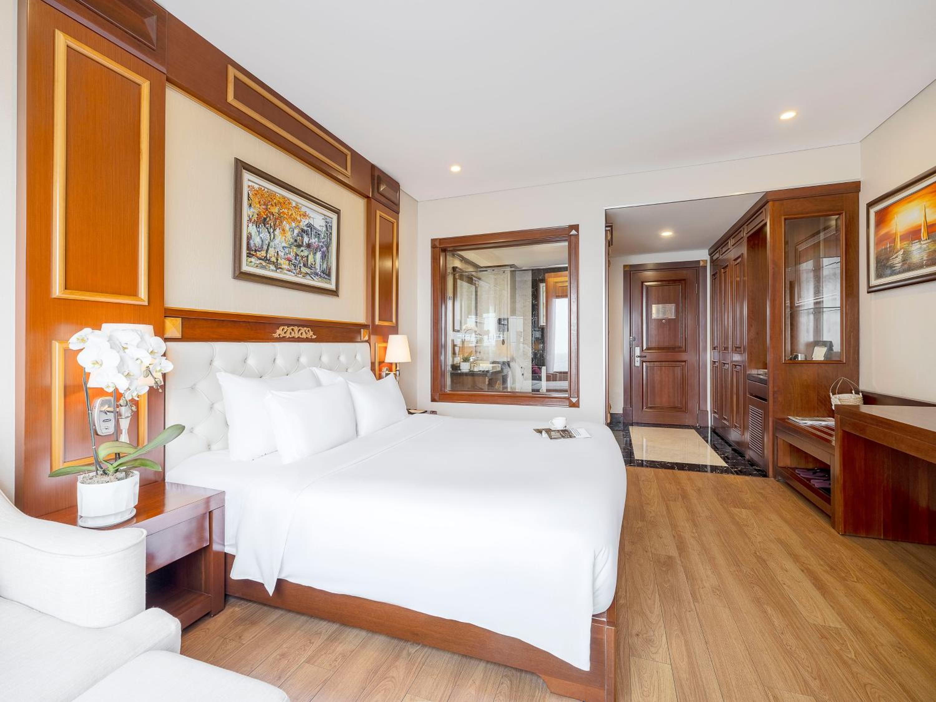 Deluxe Double Room with Sea View photo 3