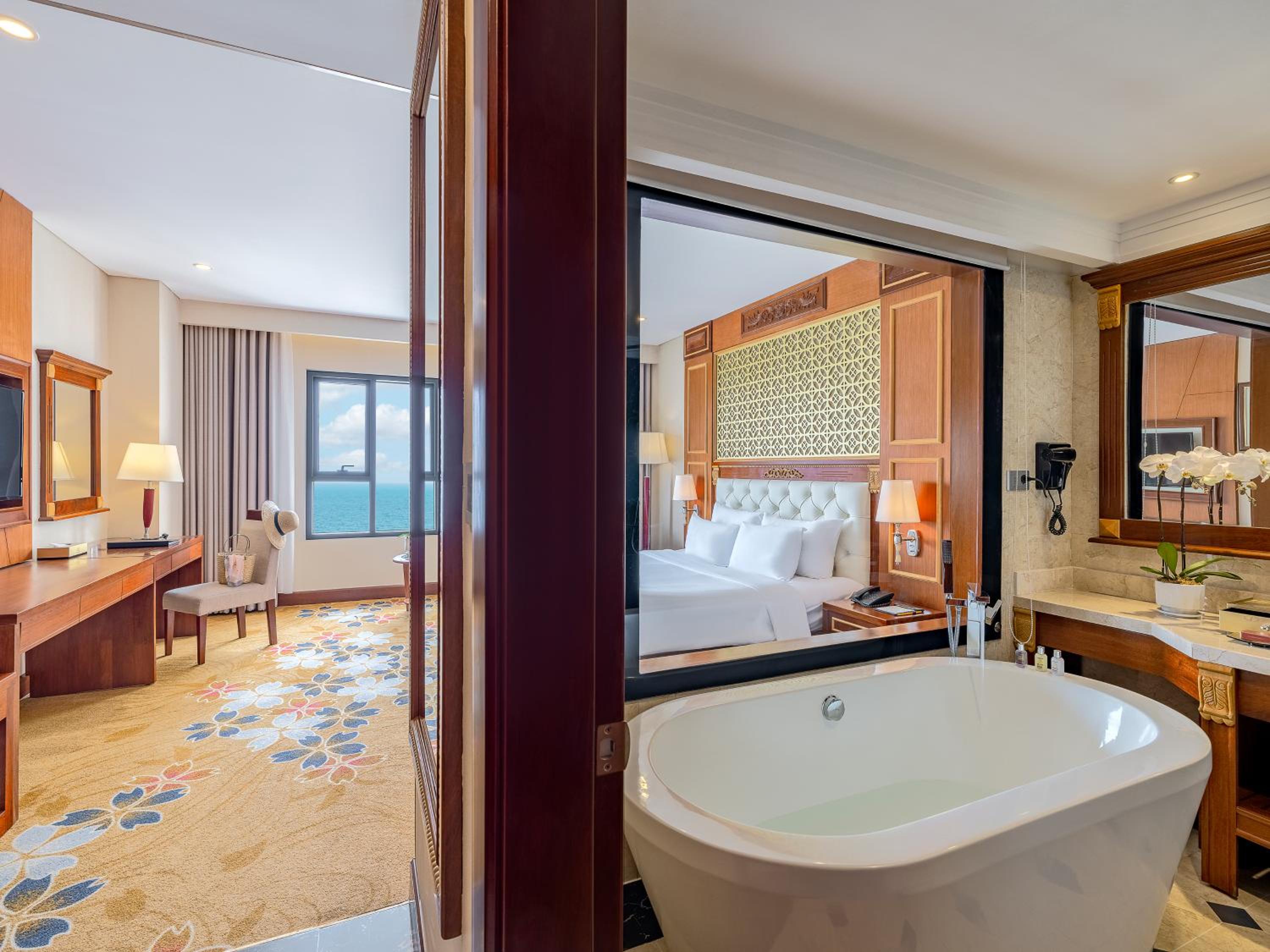 Premium Double Room with Sea View photo 3