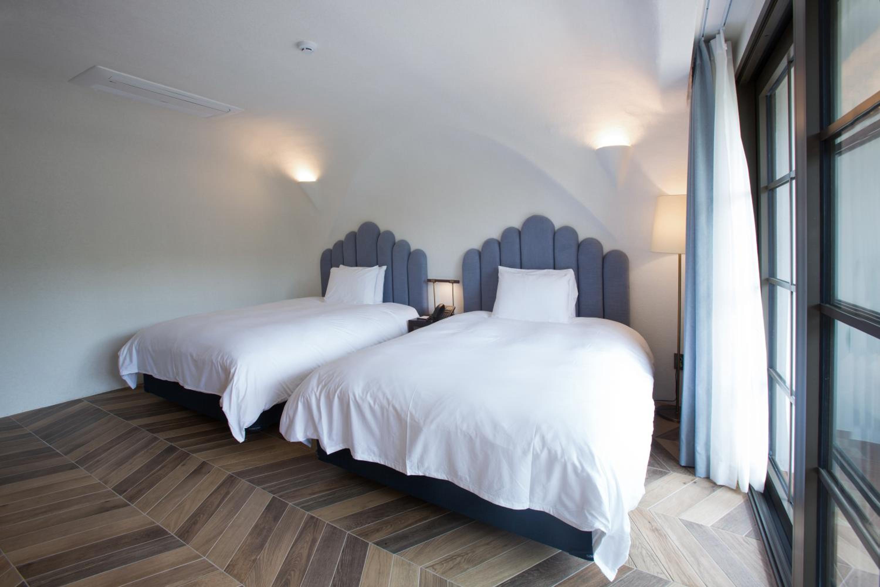 Corner Suite Room photo 2