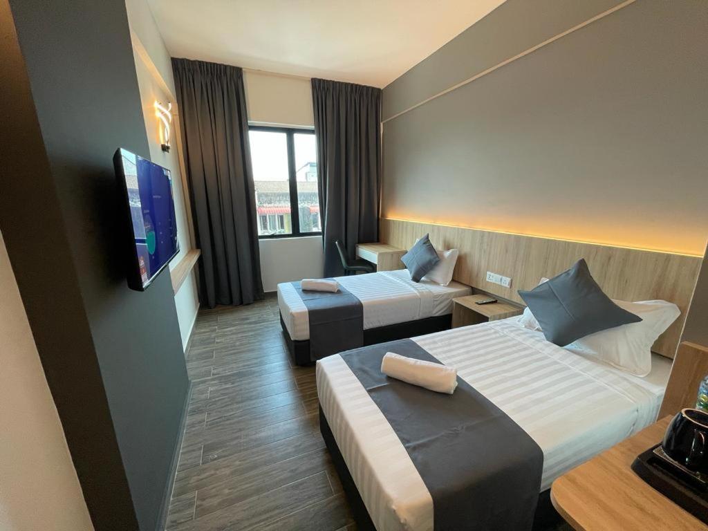 Premier Standard - Photo 3